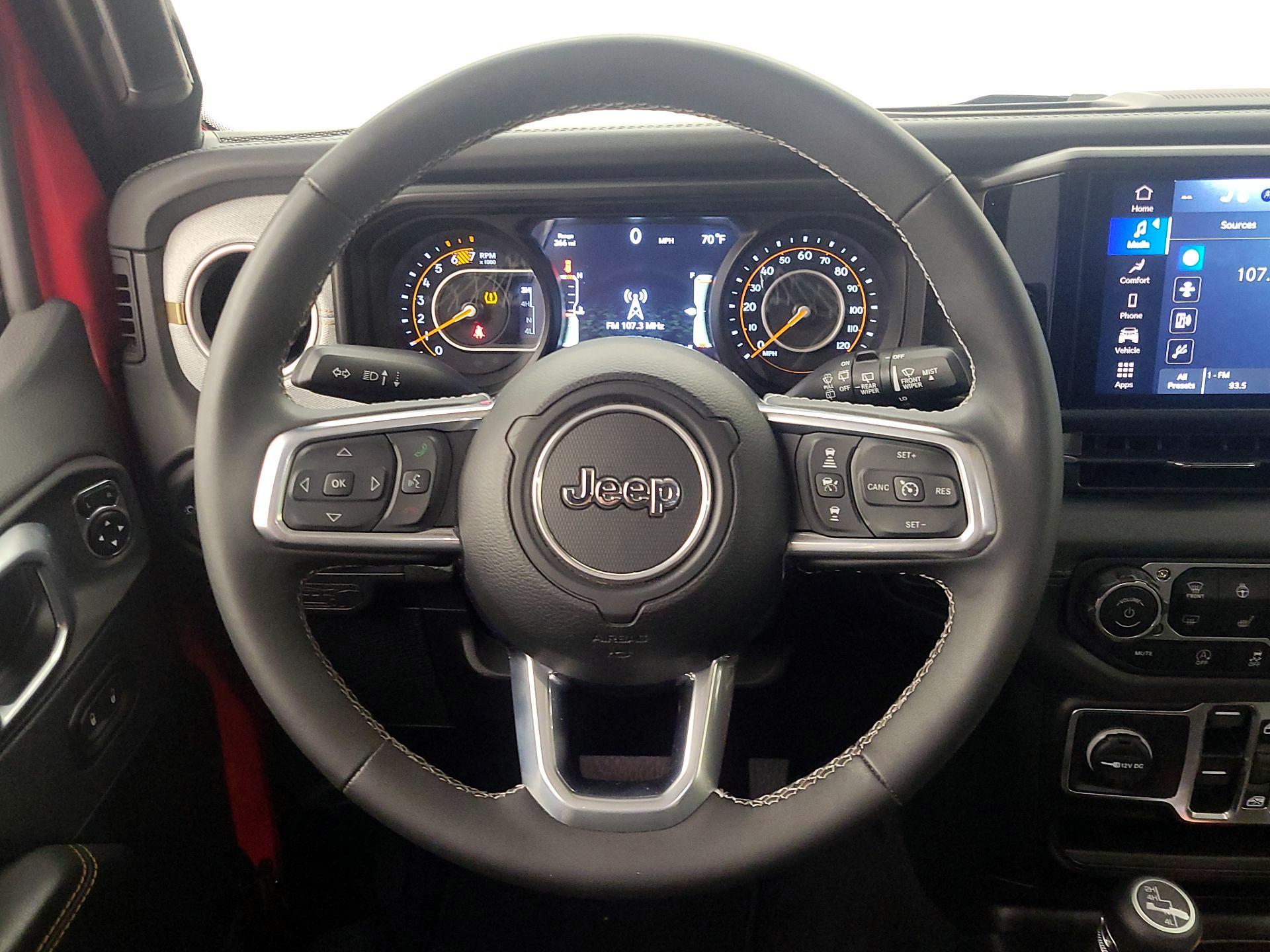 Thumbnail: 2025 Jeep Wrangler - 10