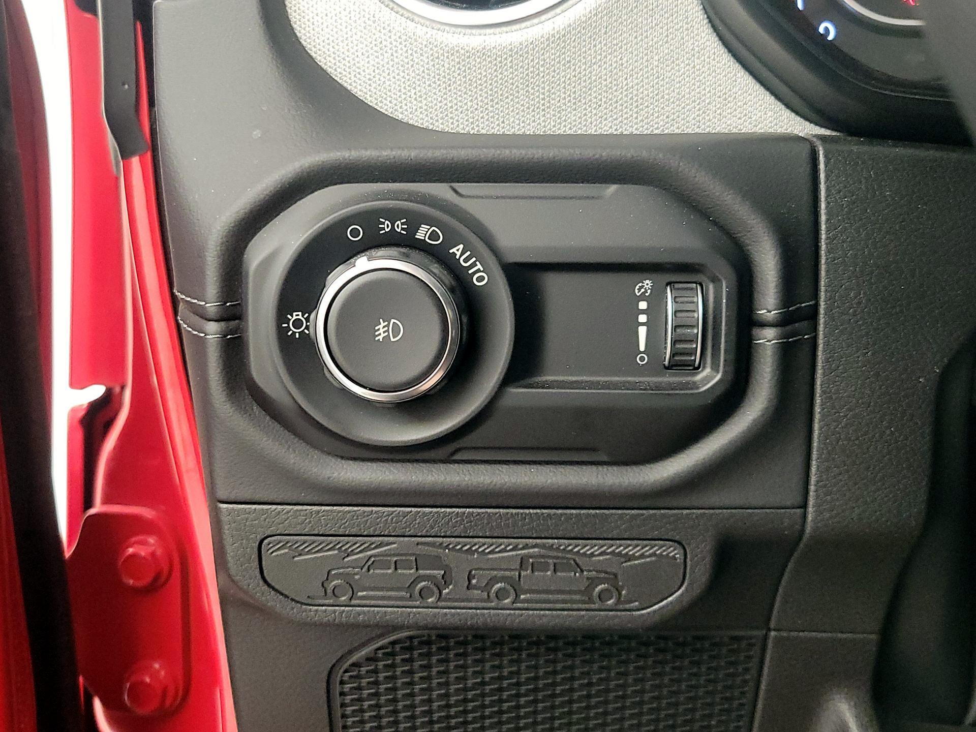 Thumbnail: 2025 Jeep Wrangler - 13