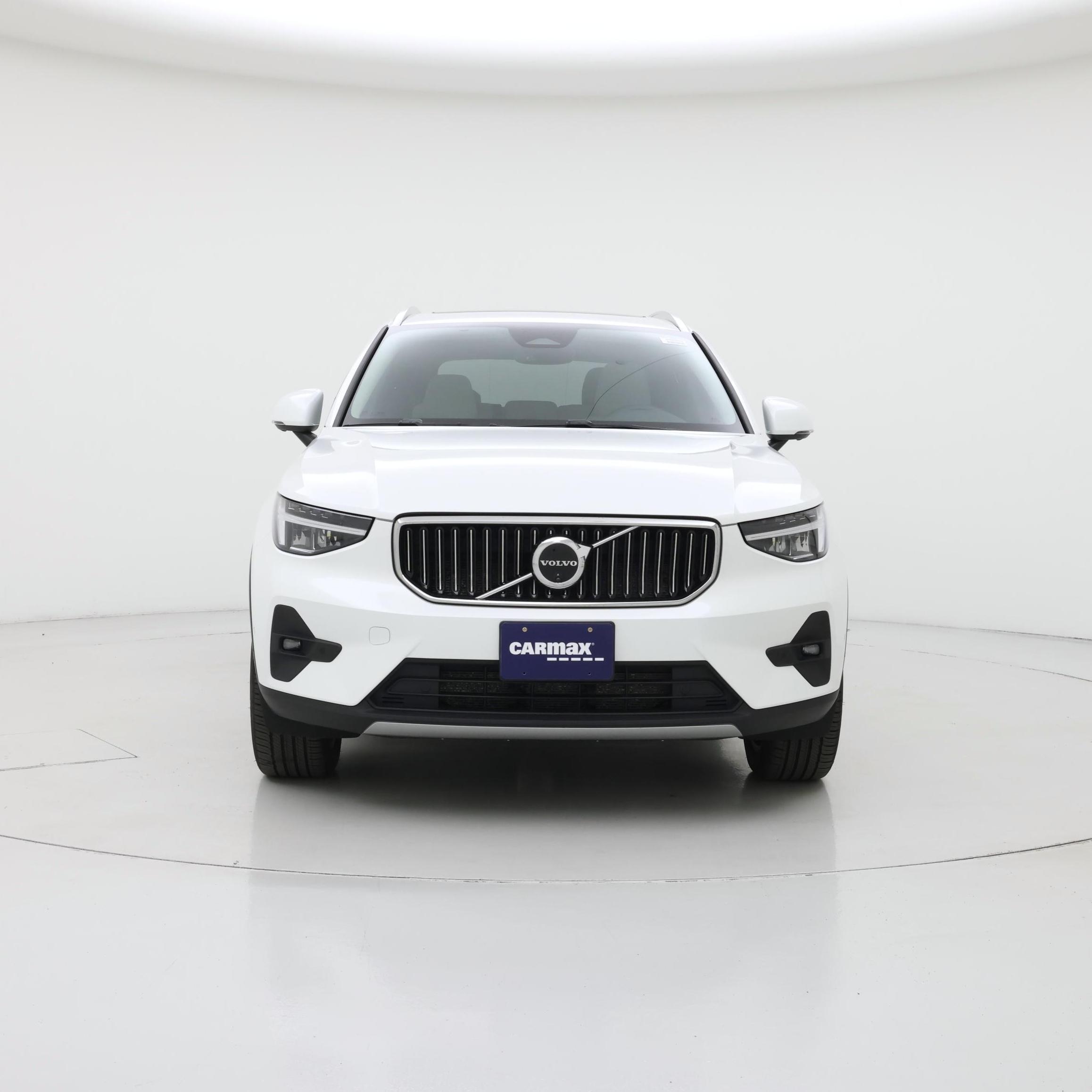 Thumbnail: 2025 Volvo XC40 - 5