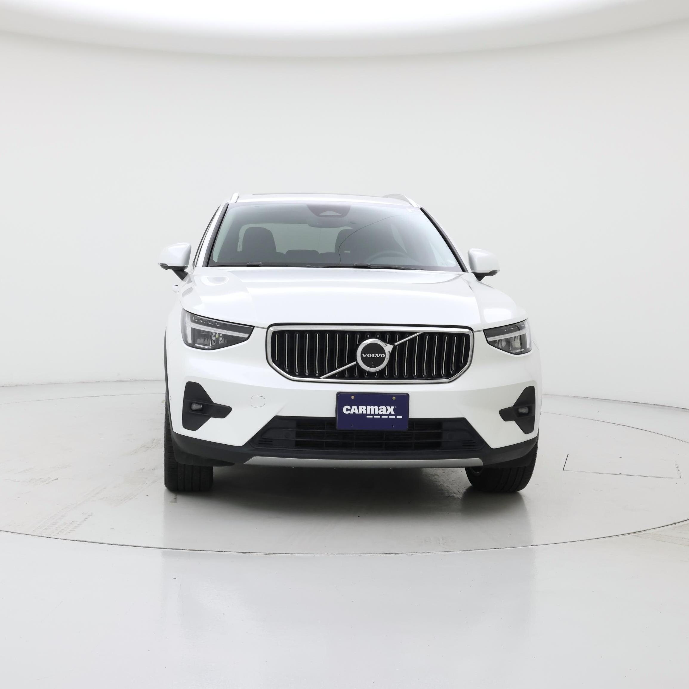 Thumbnail: 2025 Volvo XC40 - 5