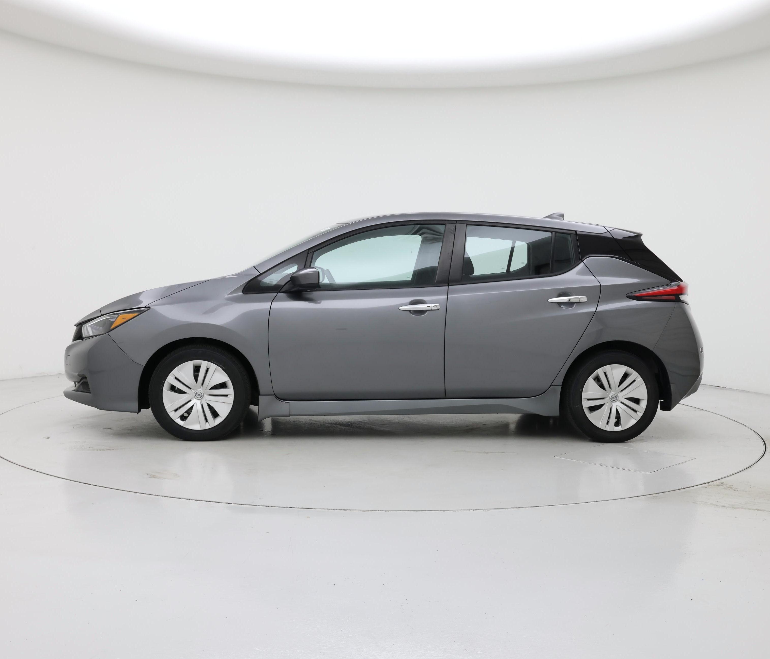 Thumbnail: 2024 Nissan Leaf - 3
