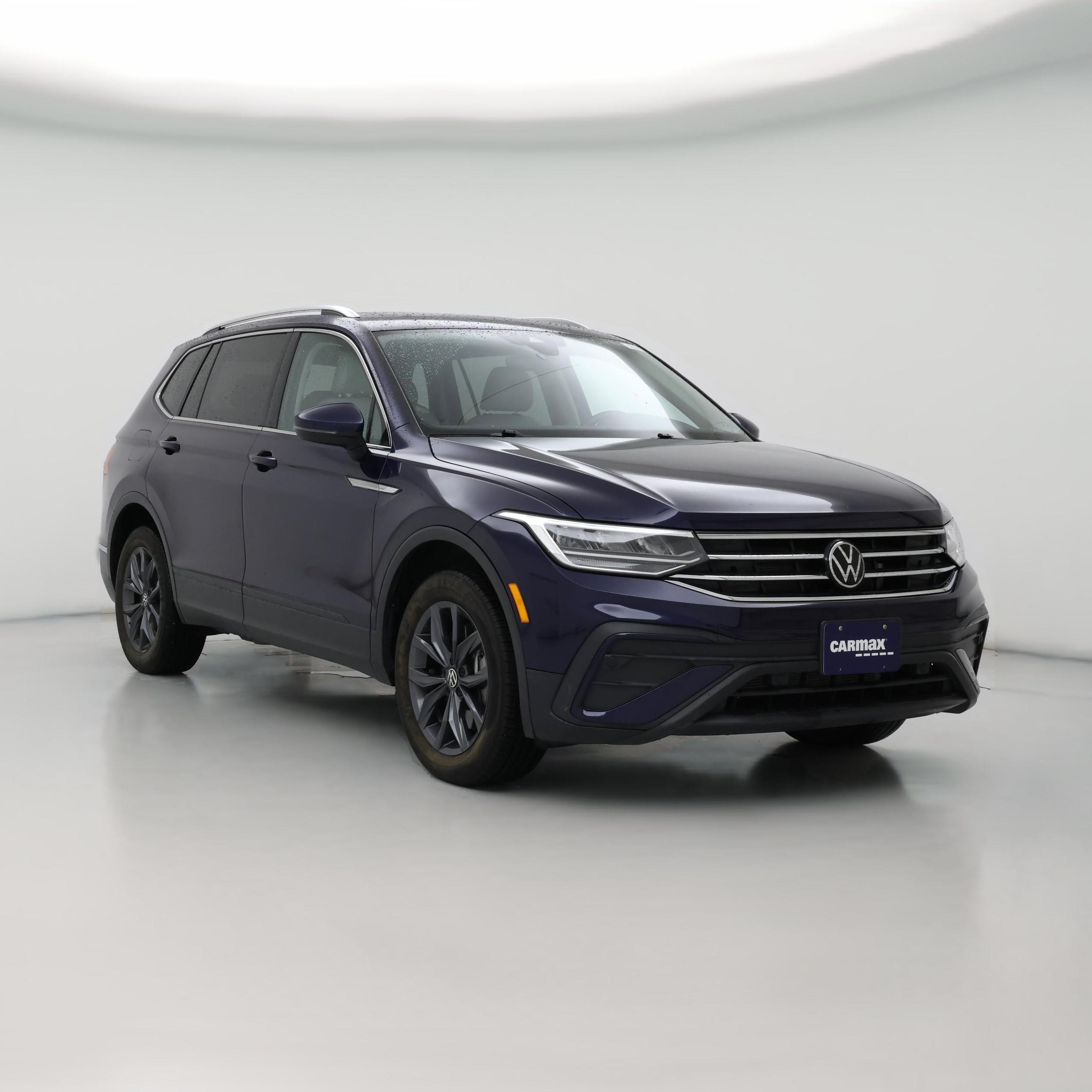 Thumbnail: 2023 Volkswagen Tiguan - 1