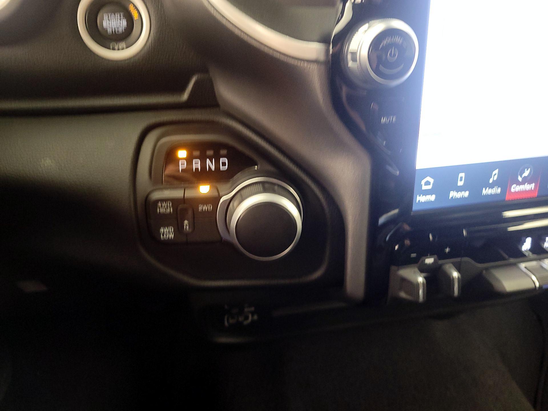Thumbnail: 2024 RAM 2500 - 18