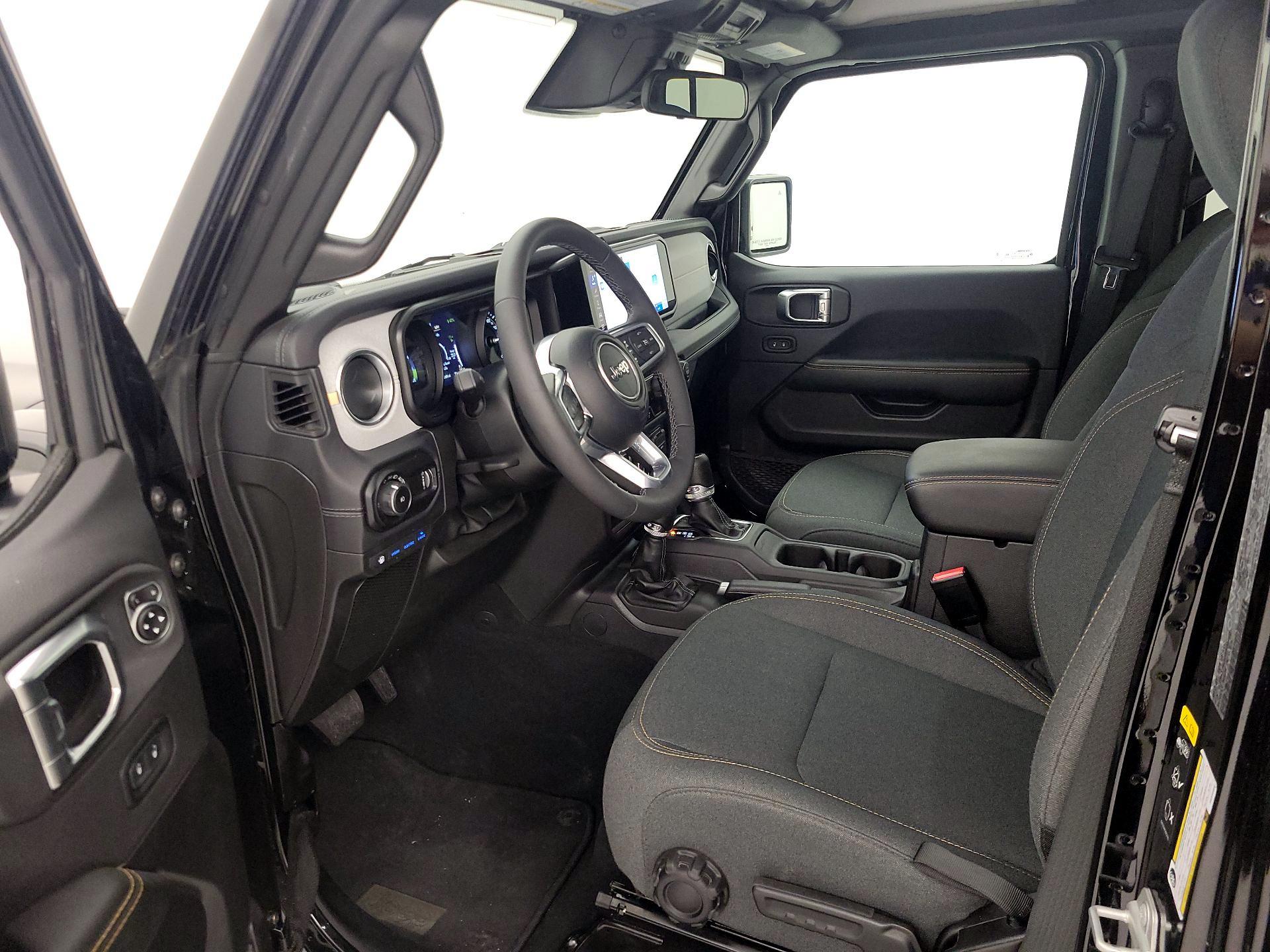 Thumbnail: 2025 Jeep Wrangler - 11