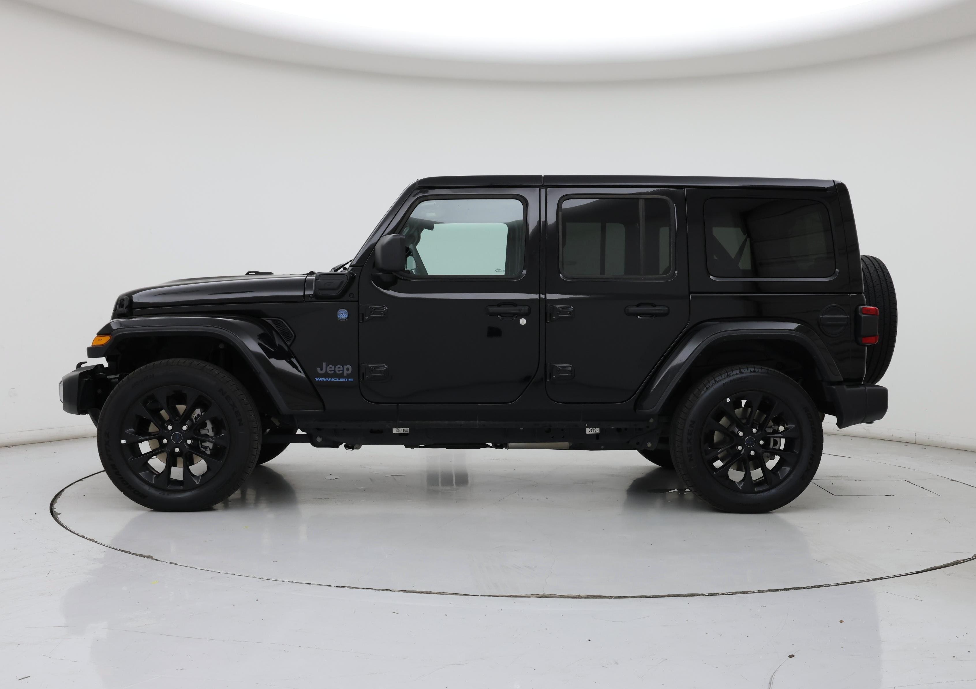 Thumbnail: 2025 Jeep Wrangler - 3
