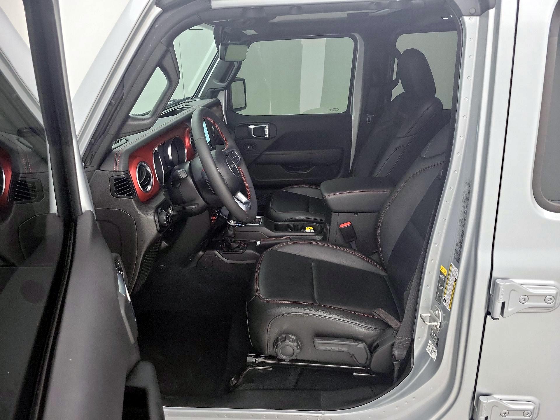 Thumbnail: 2023 Jeep Gladiator - 11