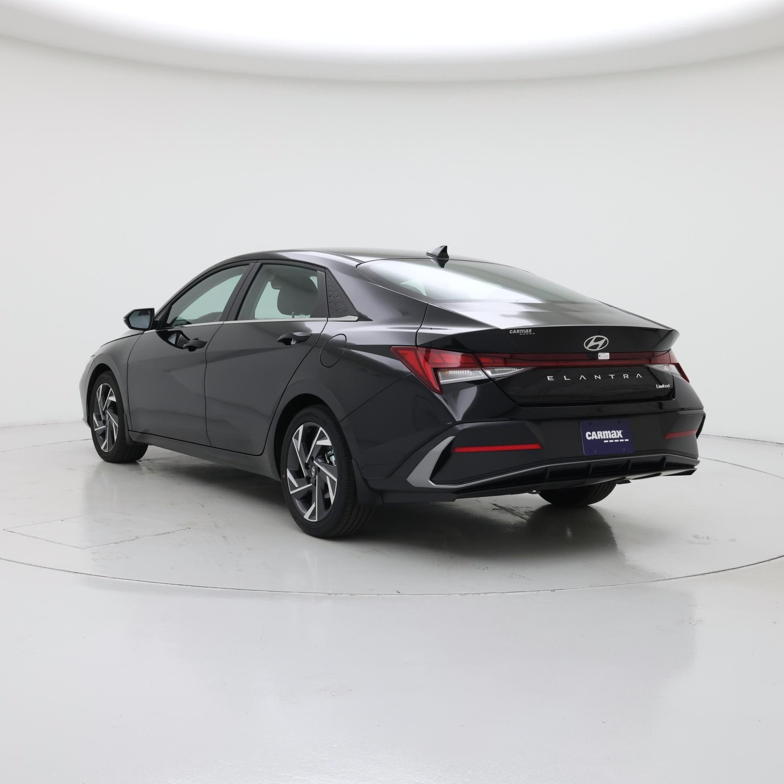 Thumbnail: 2025 Hyundai Elantra - 2