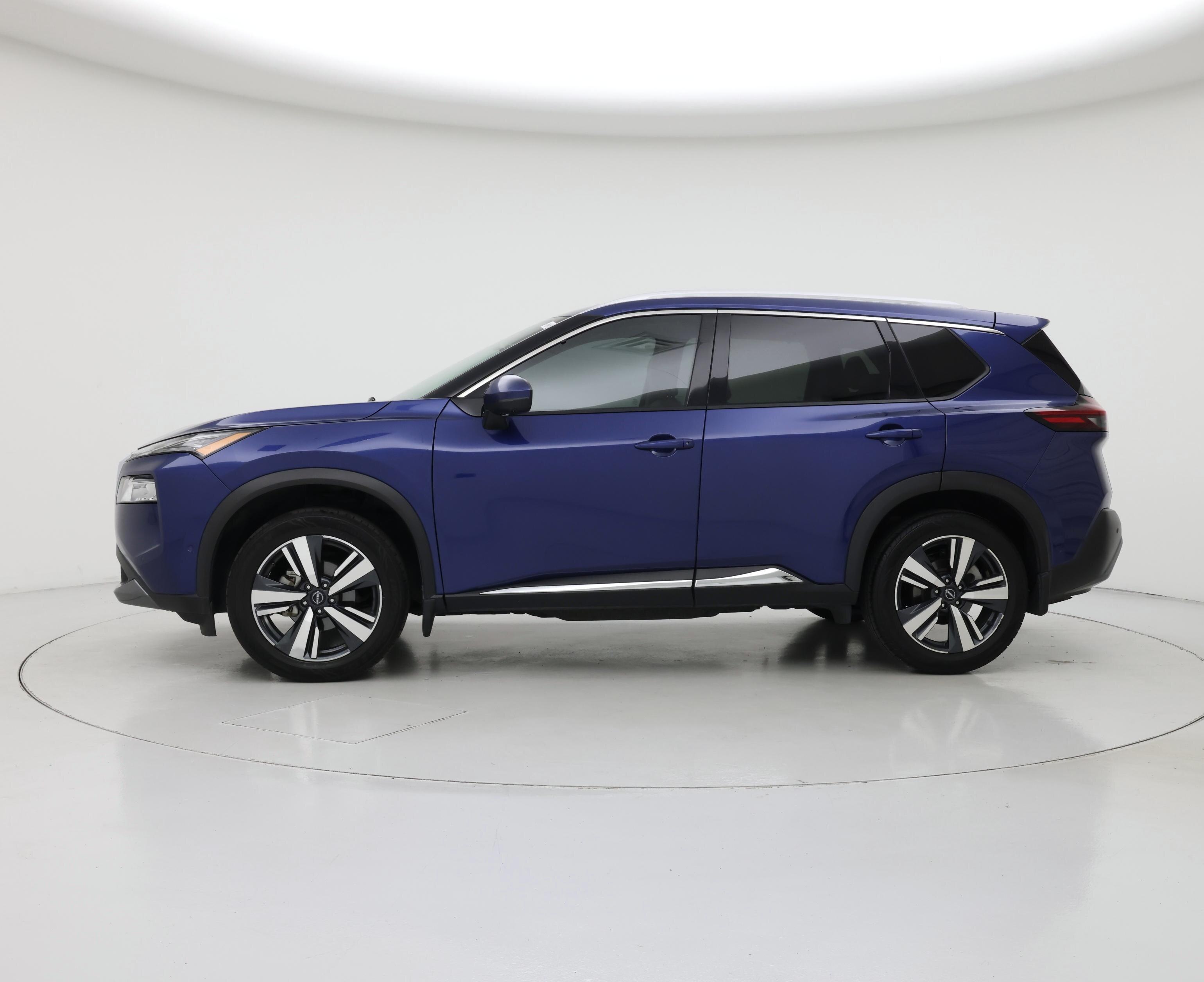 Thumbnail: 2022 Nissan Rogue - 3