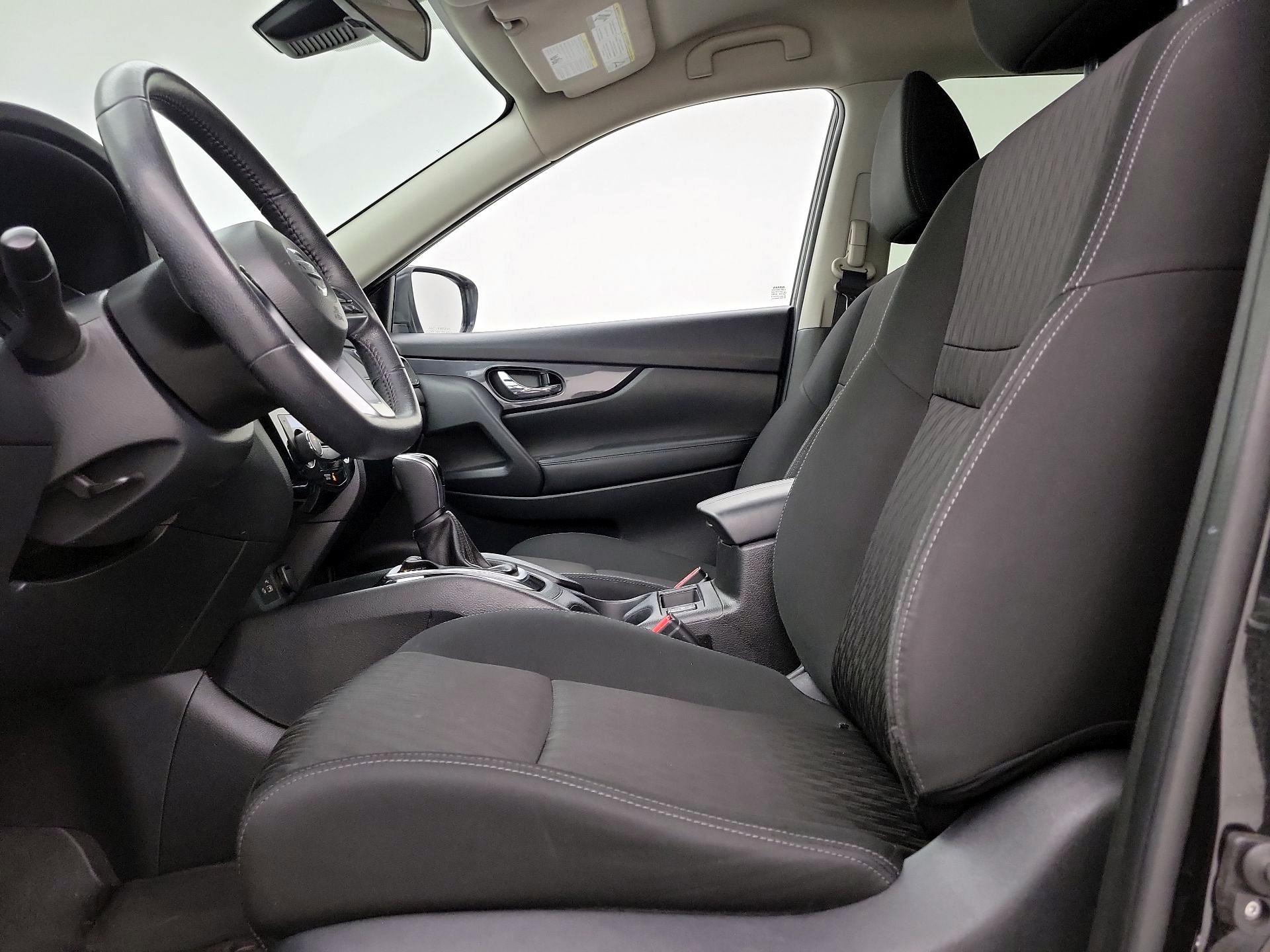Thumbnail: 2019 Nissan Rogue - 11