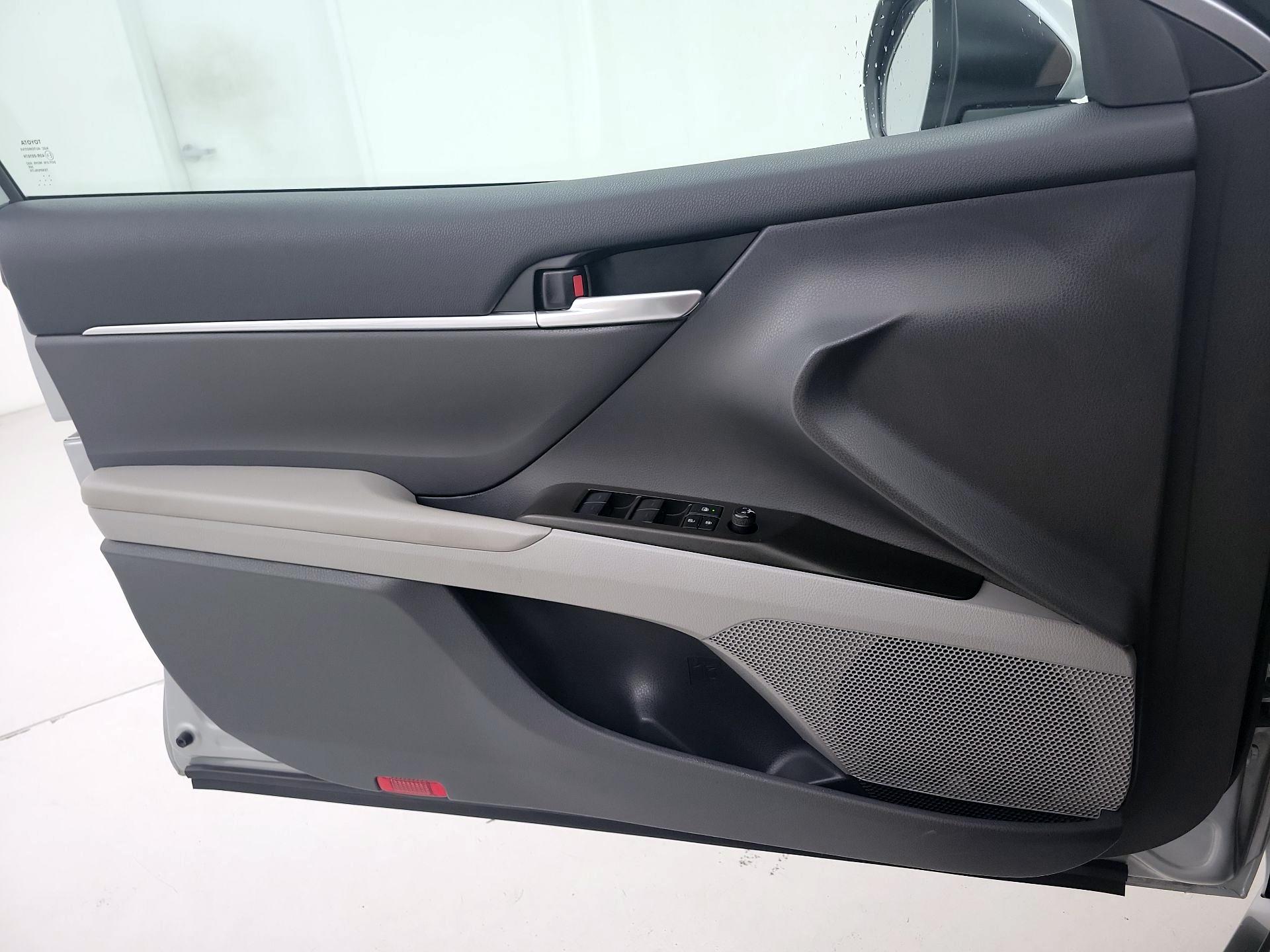 Thumbnail: 2024 Toyota Camry - 12