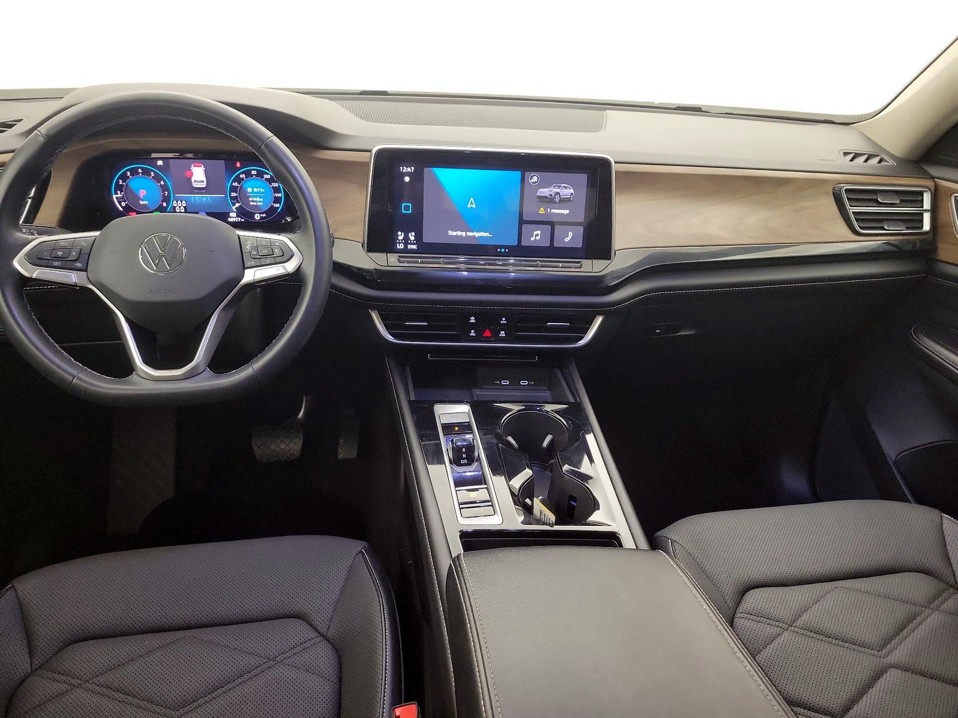 Thumbnail: 2024 Volkswagen Atlas - 9
