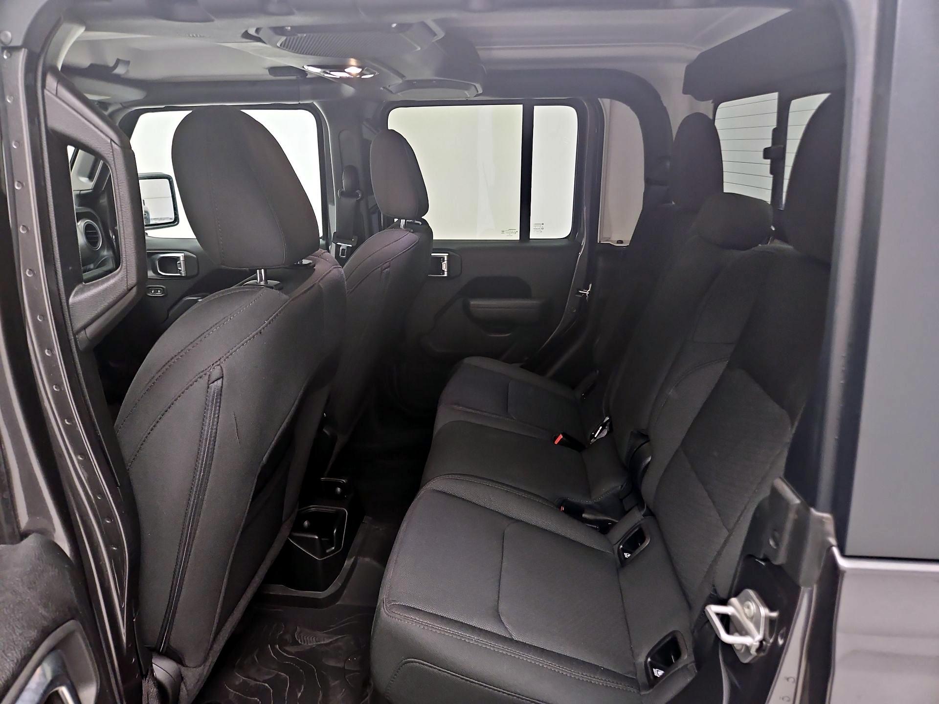 Thumbnail: 2023 Jeep Gladiator - 19