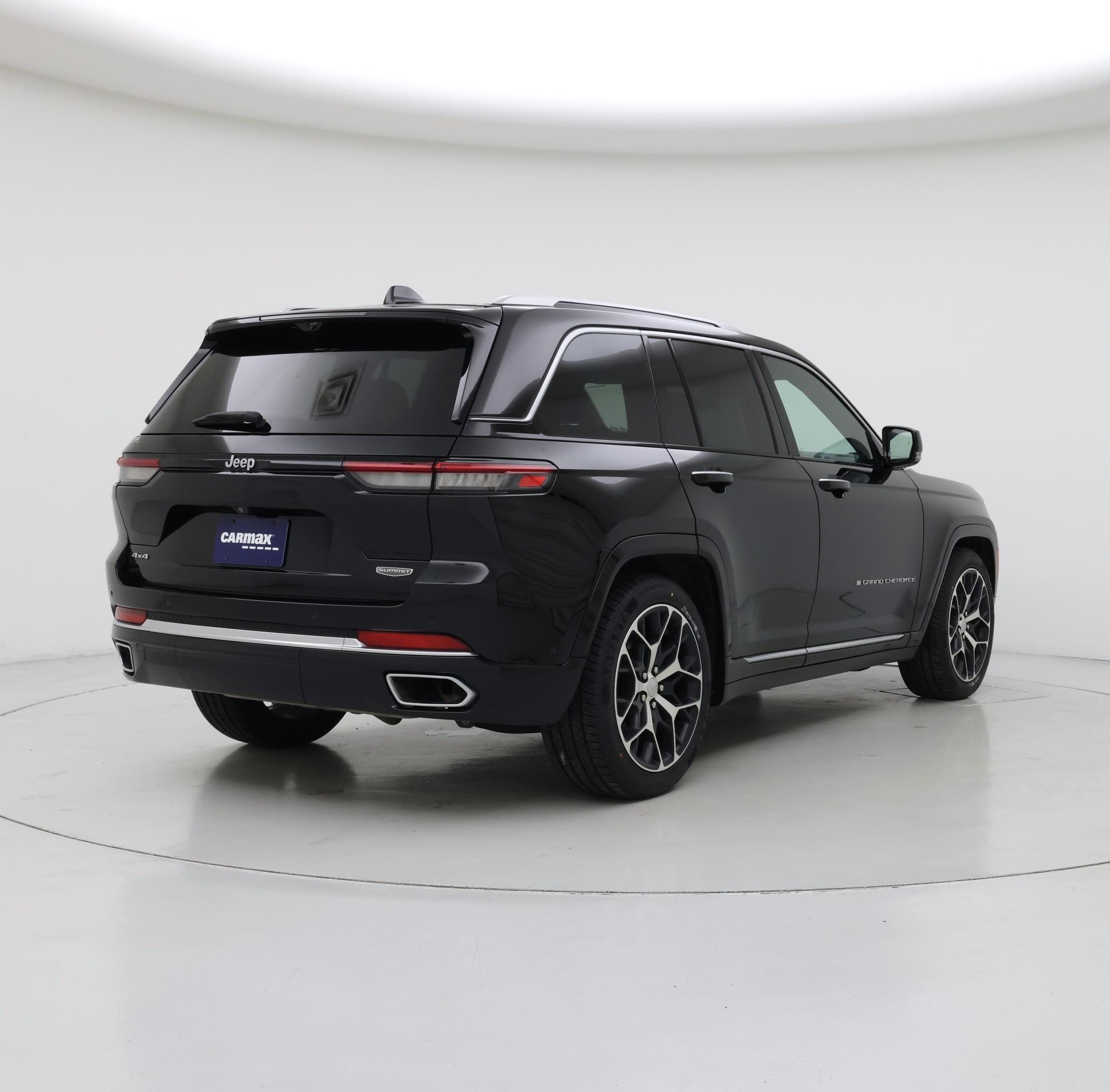 Thumbnail: 2023 Jeep Grand Cherokee - 8