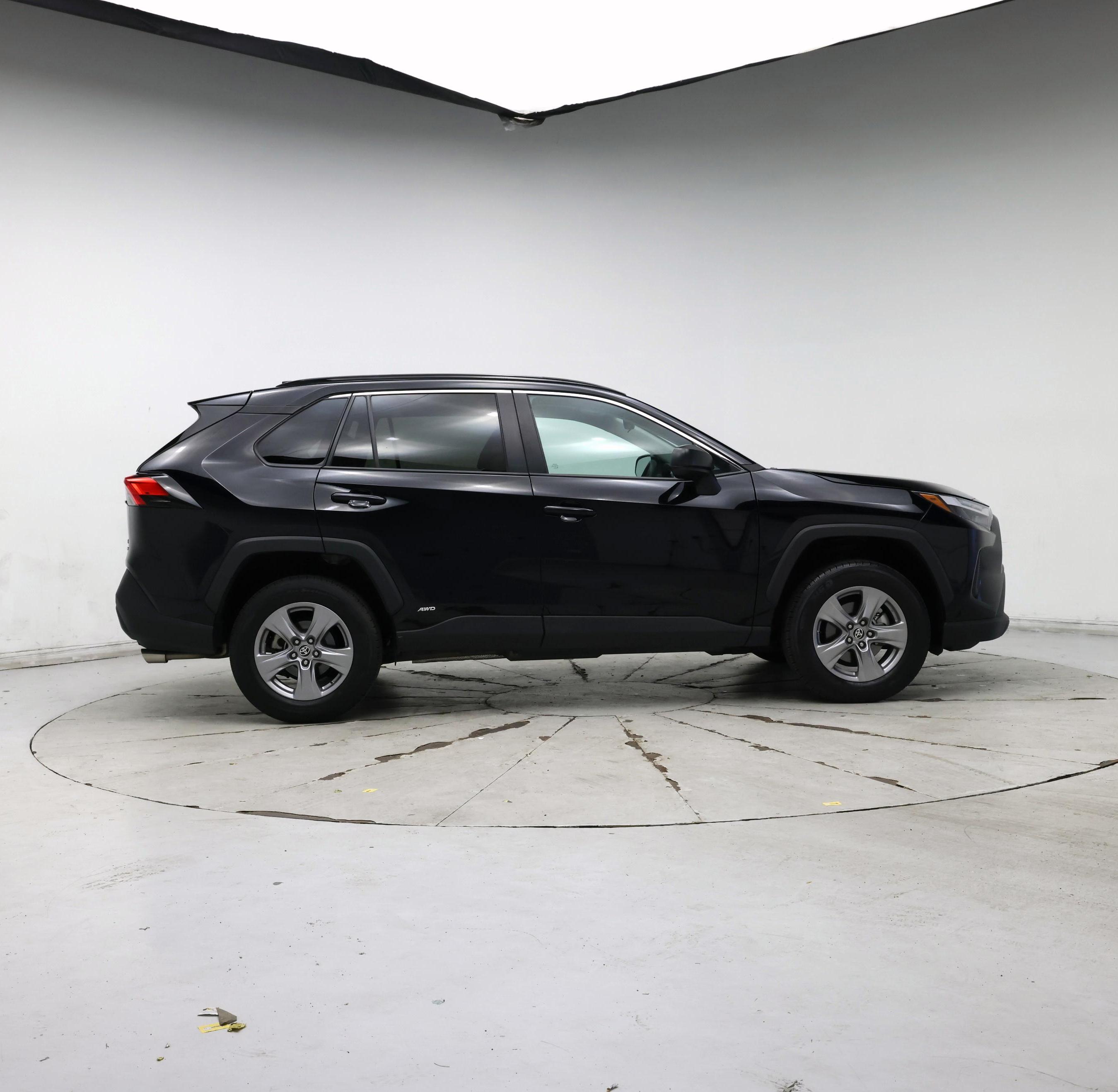 Thumbnail: 2023 Toyota RAV4 - 7