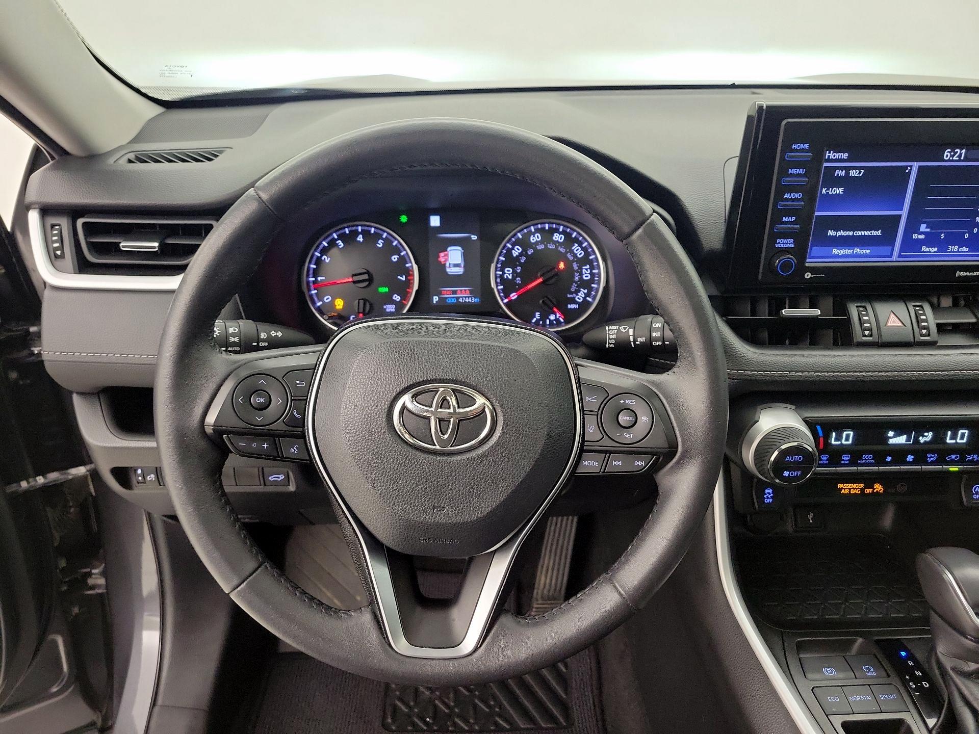 Thumbnail: 2021 Toyota RAV4 - 10