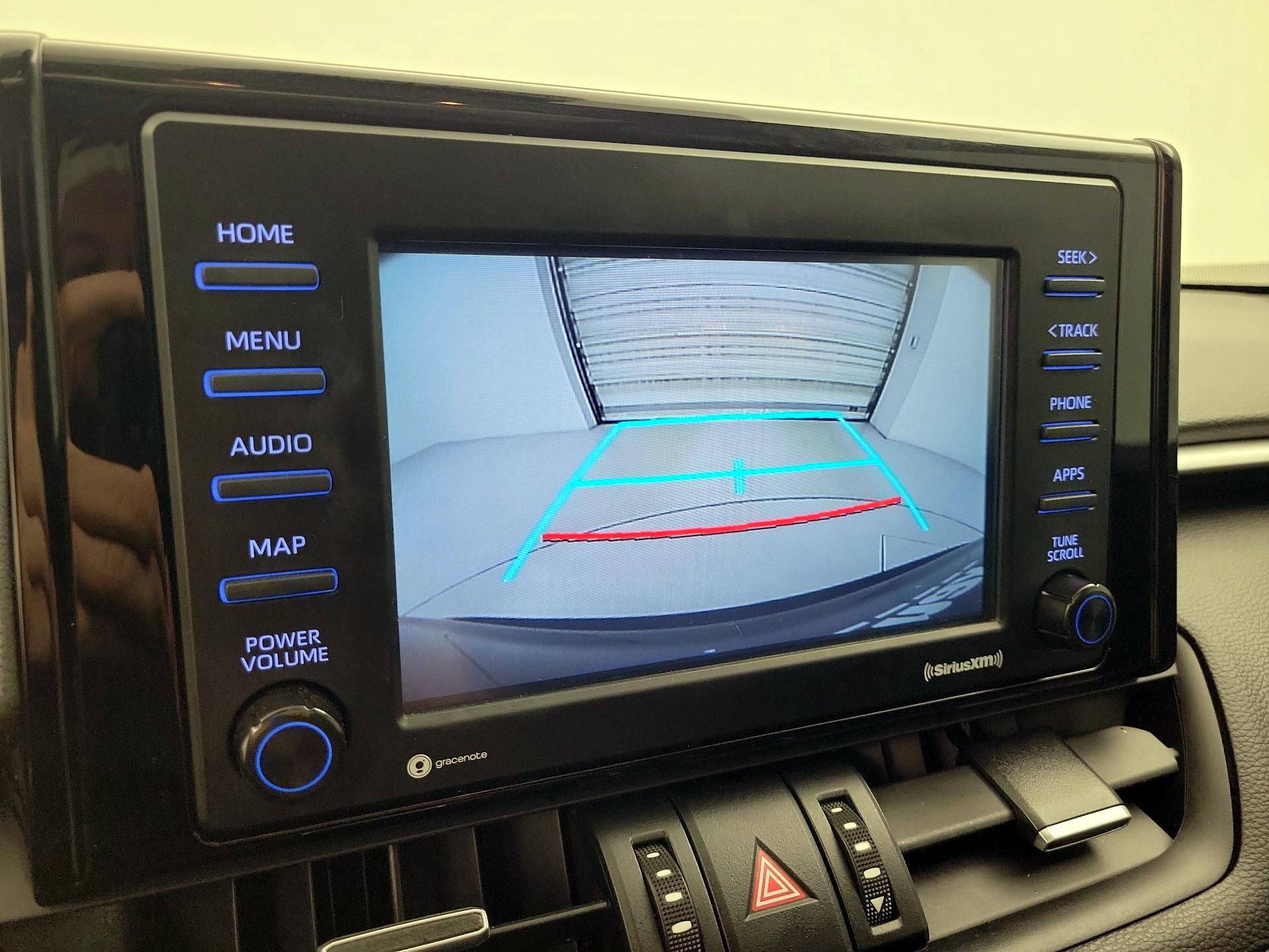 Thumbnail: 2021 Toyota RAV4 - 14