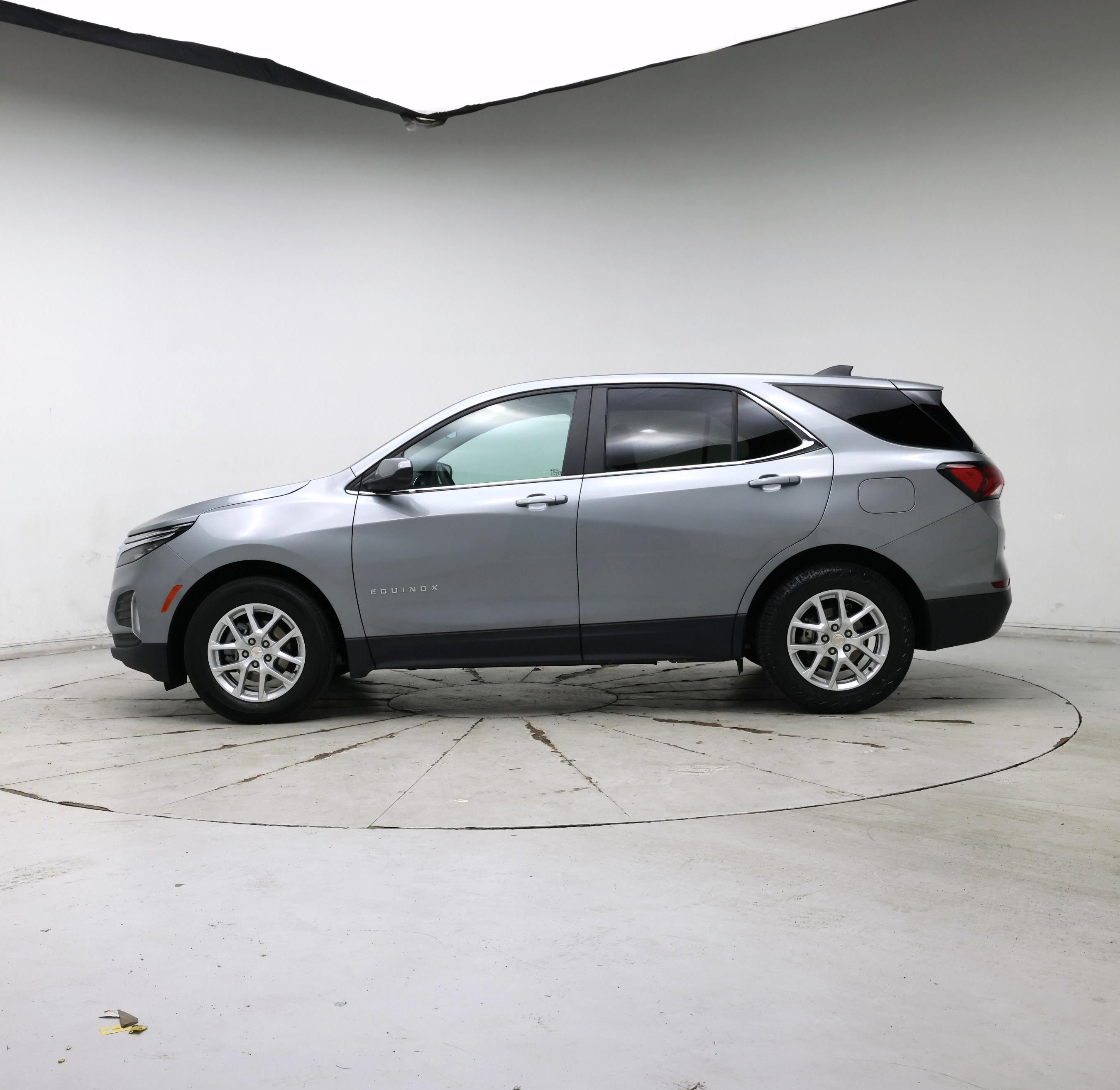 Thumbnail: 2023 Chevrolet Equinox - 3