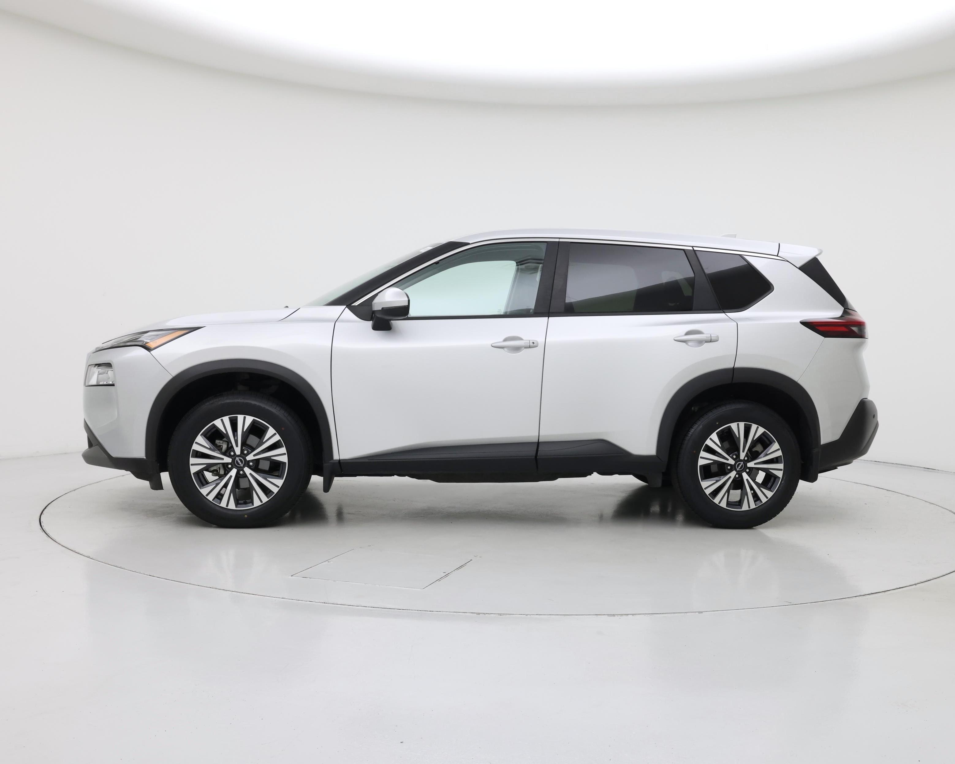 Thumbnail: 2022 Nissan Rogue - 3