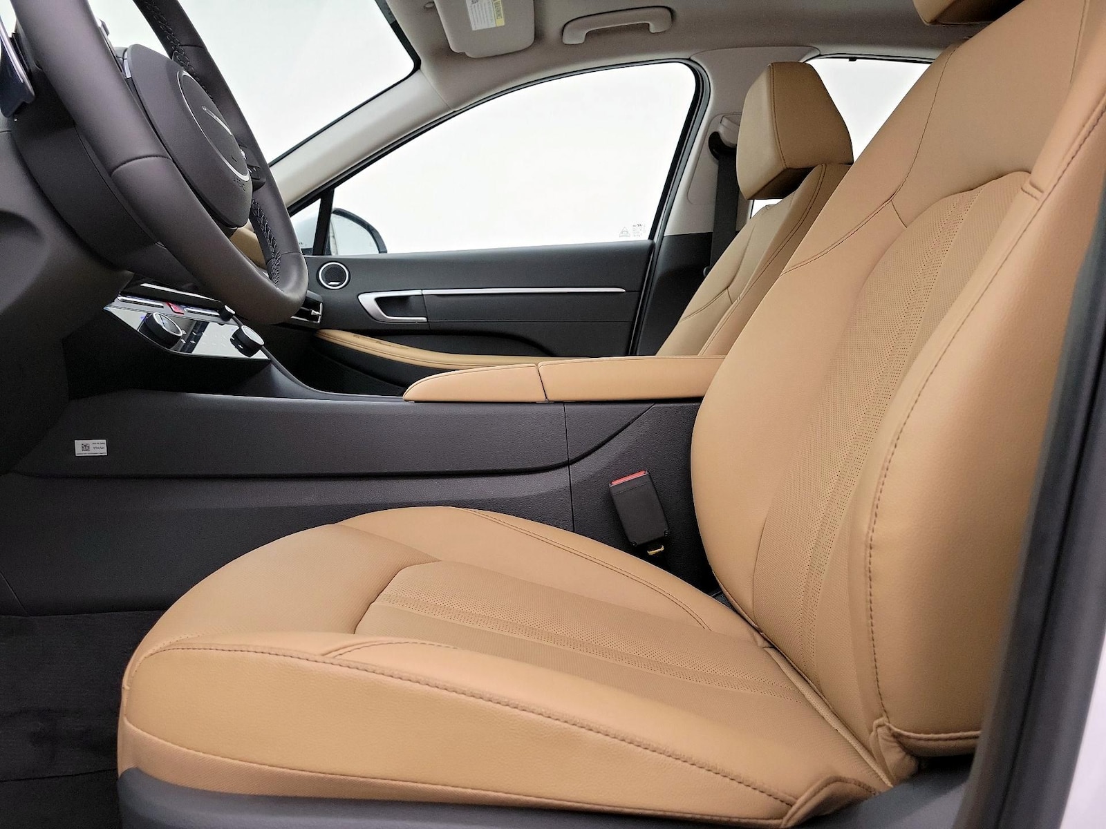 2025 Hyundai Sonata Hybrid Limited - Photo 12