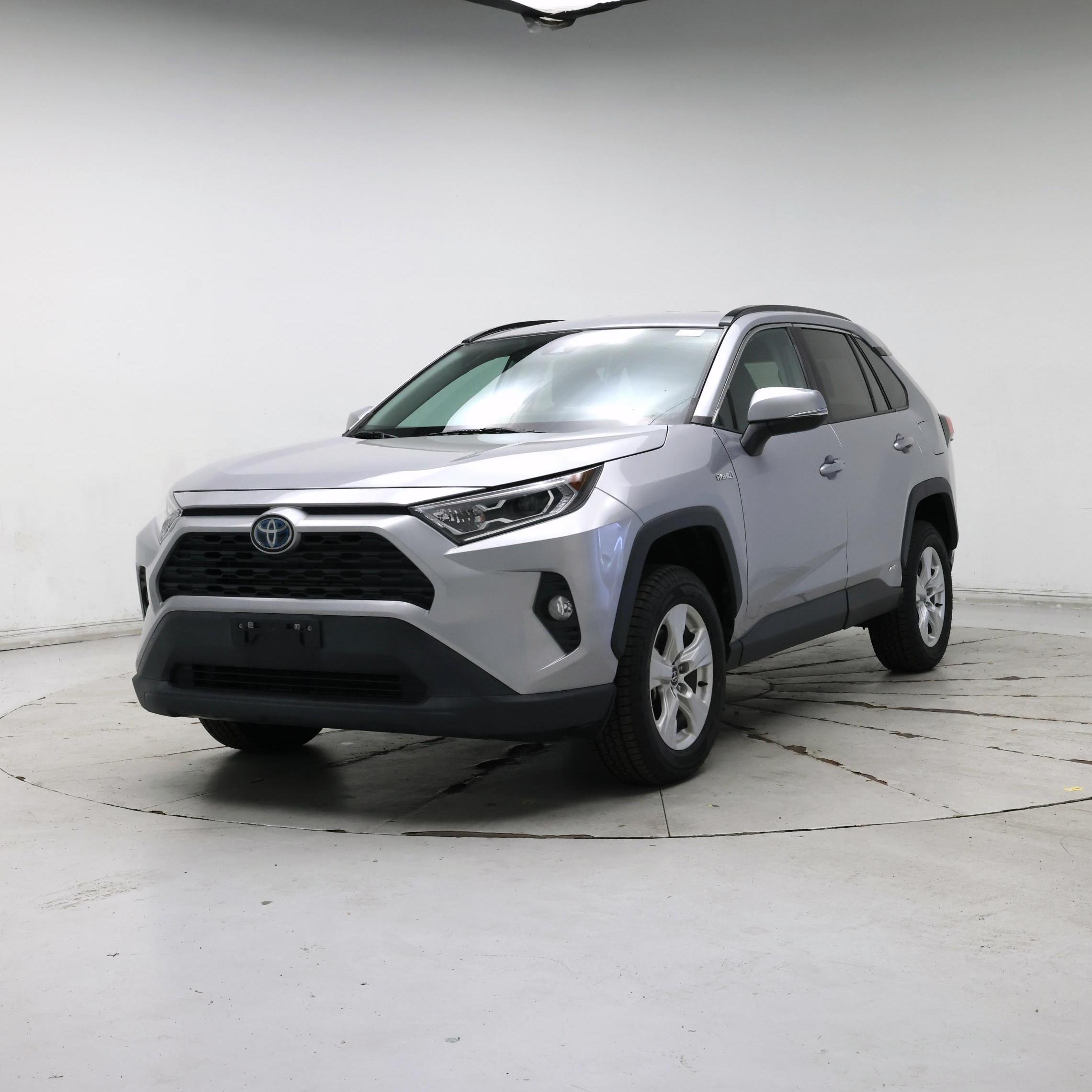 Thumbnail: 2021 Toyota RAV4 - 4