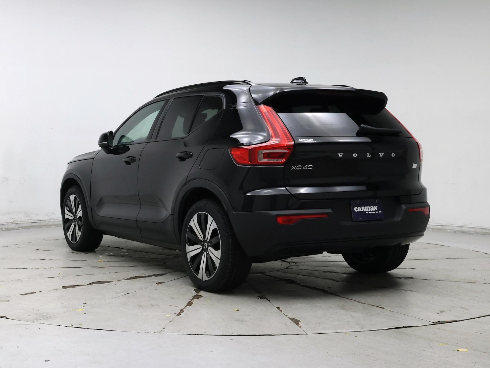 2023 Volvo XC40 Plus - Photo 3