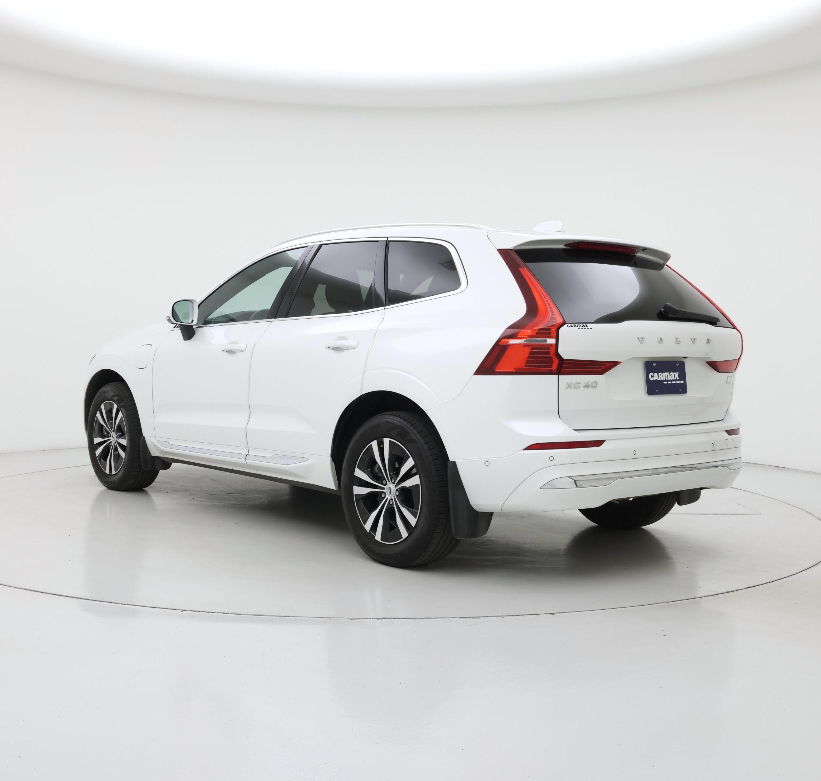 Thumbnail: 2022 Volvo XC60 - 2