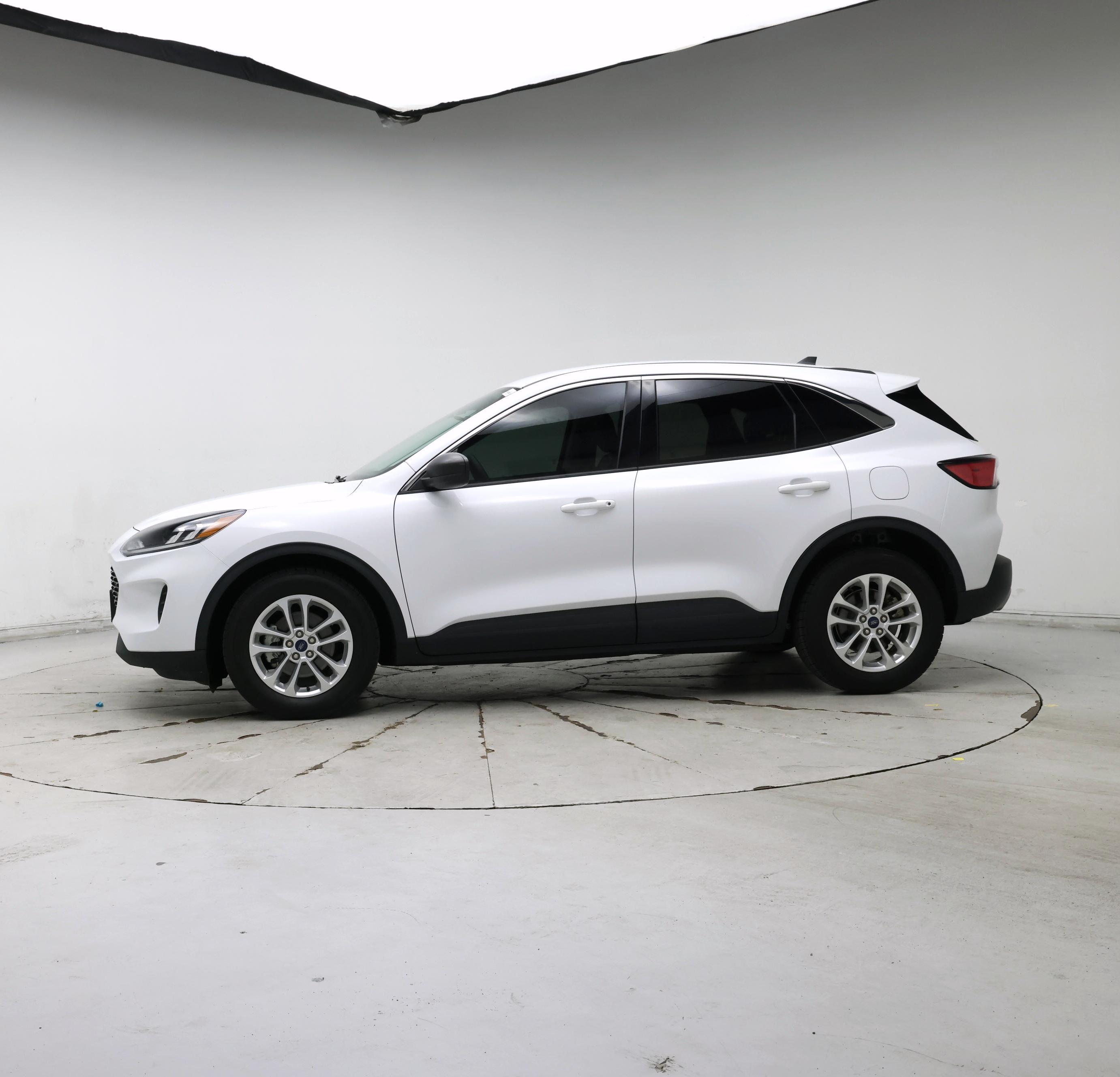 Thumbnail: 2022 Ford Escape - 3