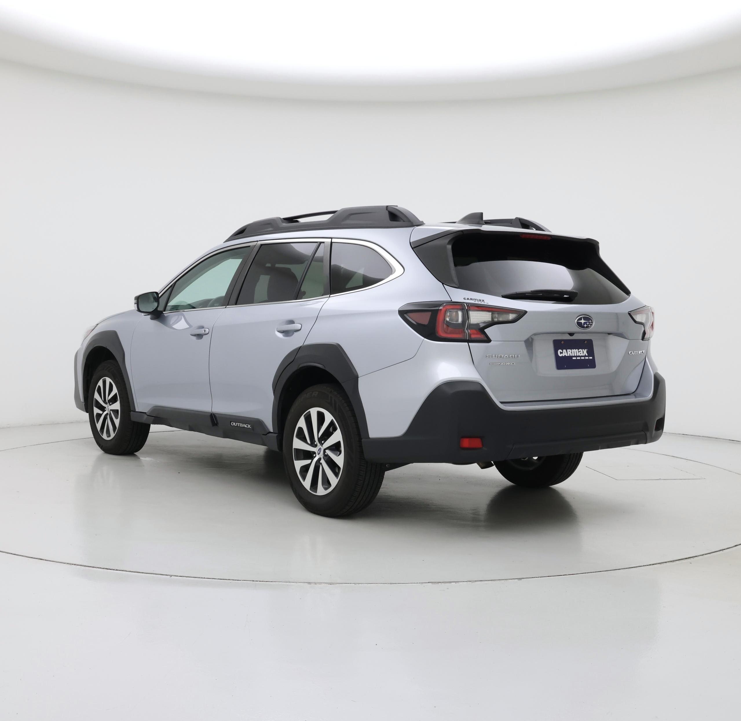 Thumbnail: 2023 Subaru Outback - 2
