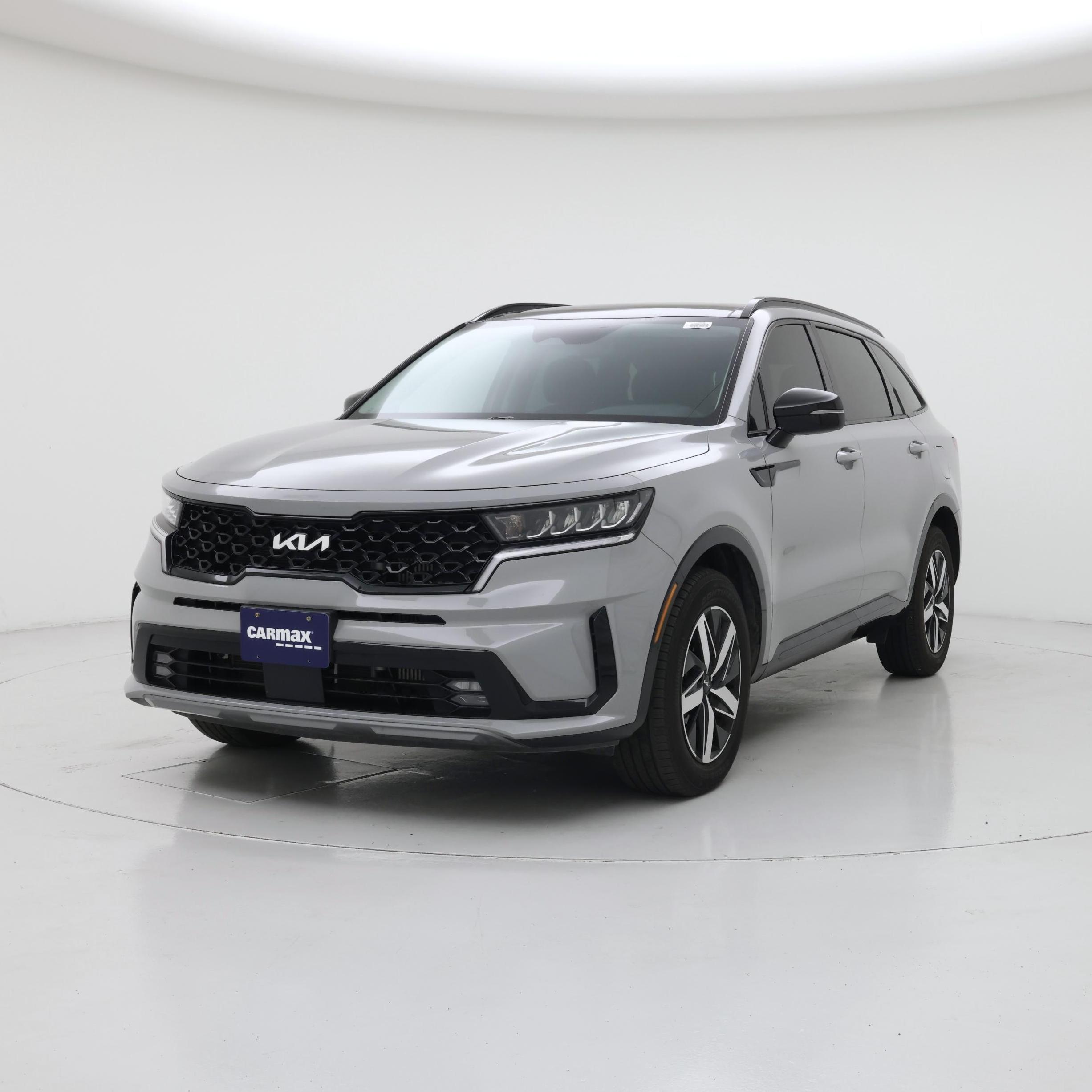 Thumbnail: 2023 Kia Sorento - 4