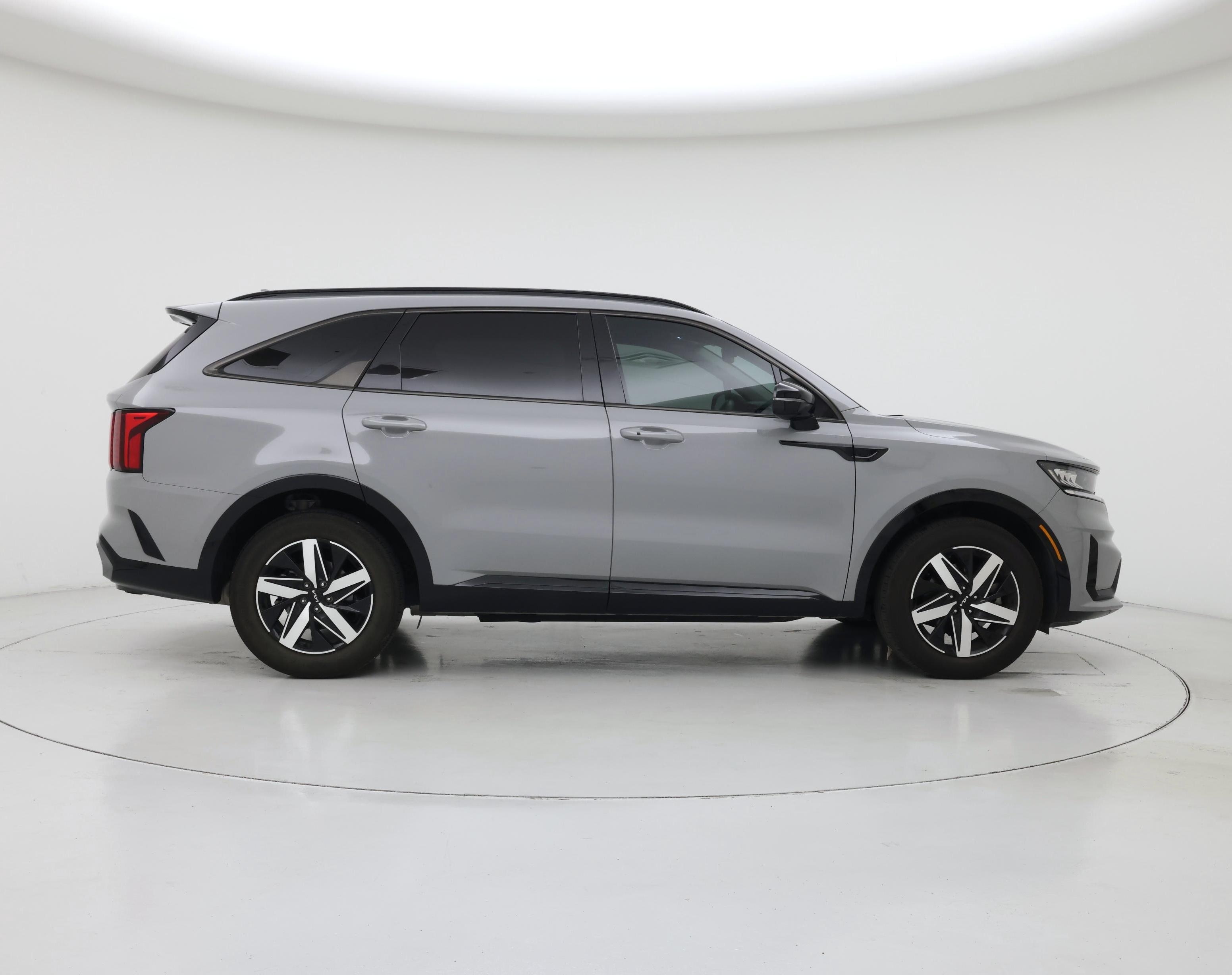 Thumbnail: 2023 Kia Sorento - 7
