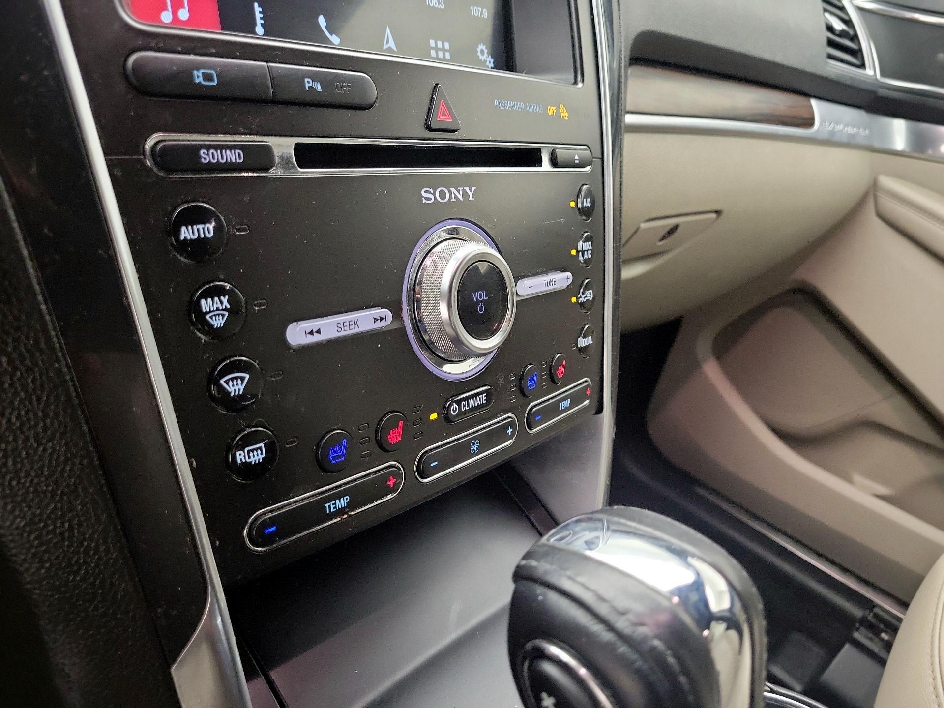 Thumbnail: 2018 Ford Explorer - 17