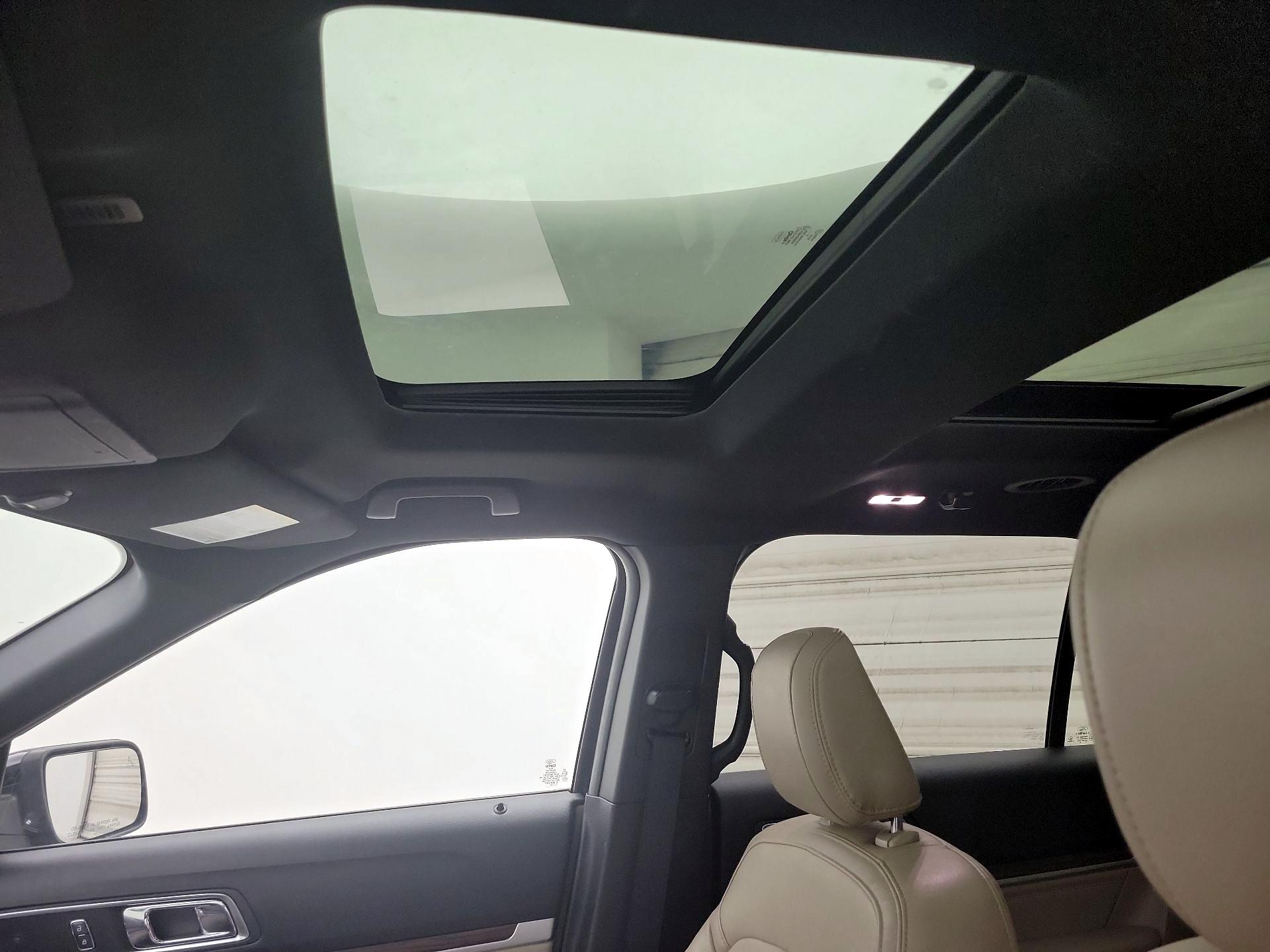 Thumbnail: 2018 Ford Explorer - 20