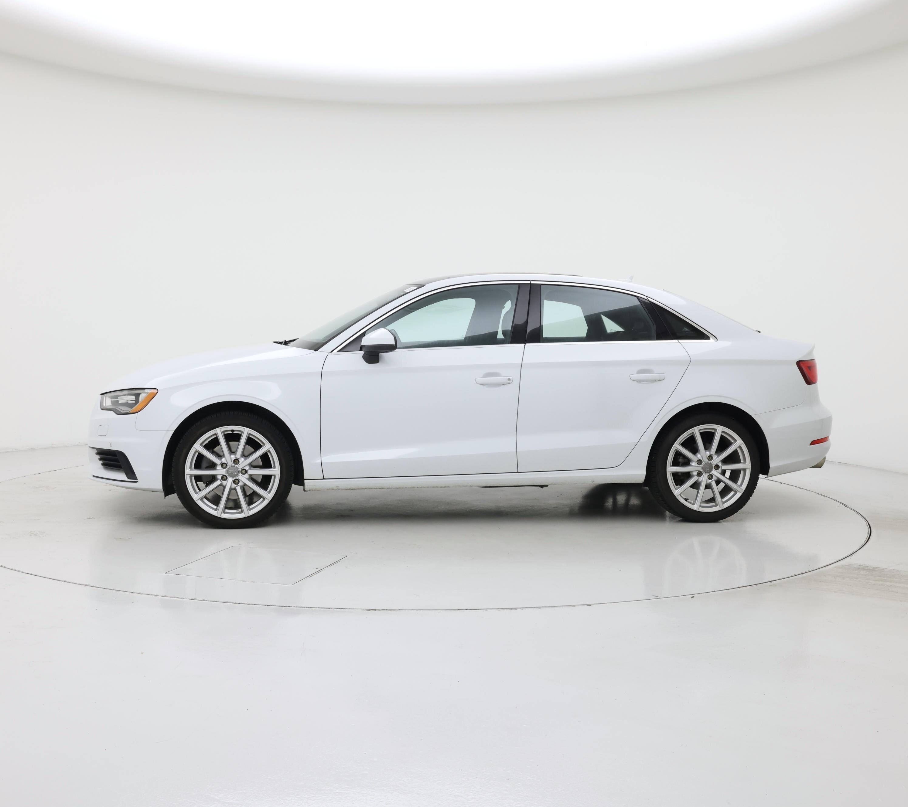 Thumbnail: 2015 Audi A3 - 3
