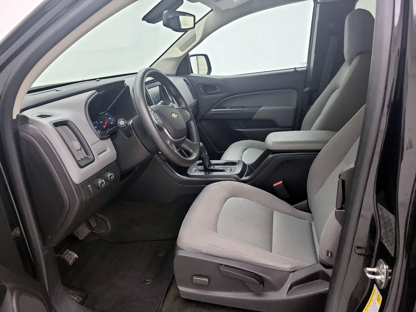 2017 Chevrolet Colorado Work Truck - Photo 12