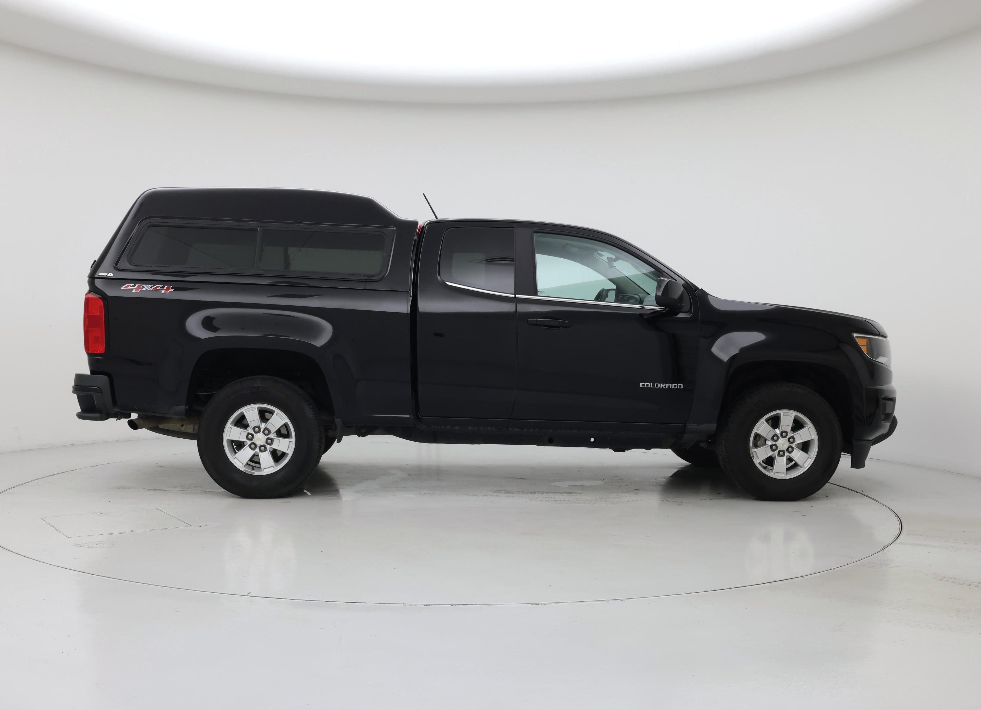 Thumbnail: 2017 Chevrolet Colorado - 7