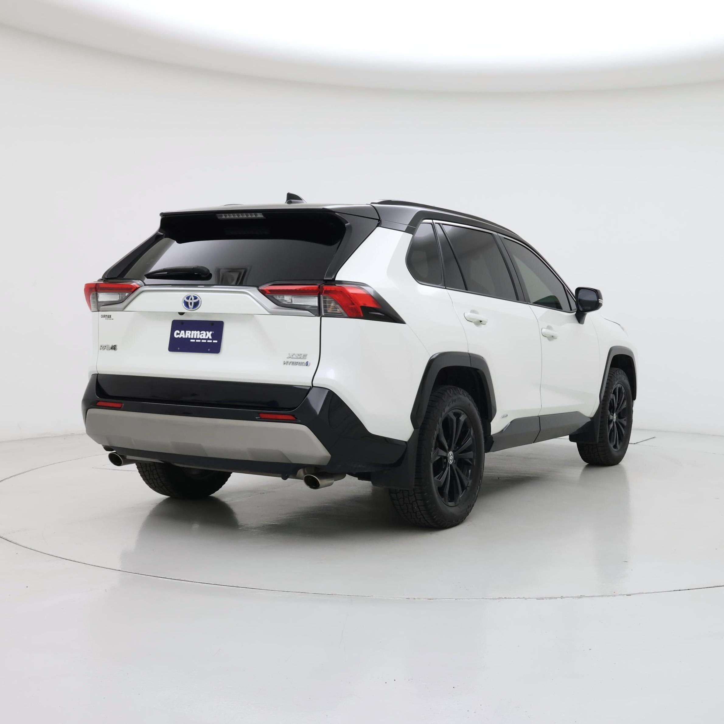 Thumbnail: 2022 Toyota RAV4 - 8