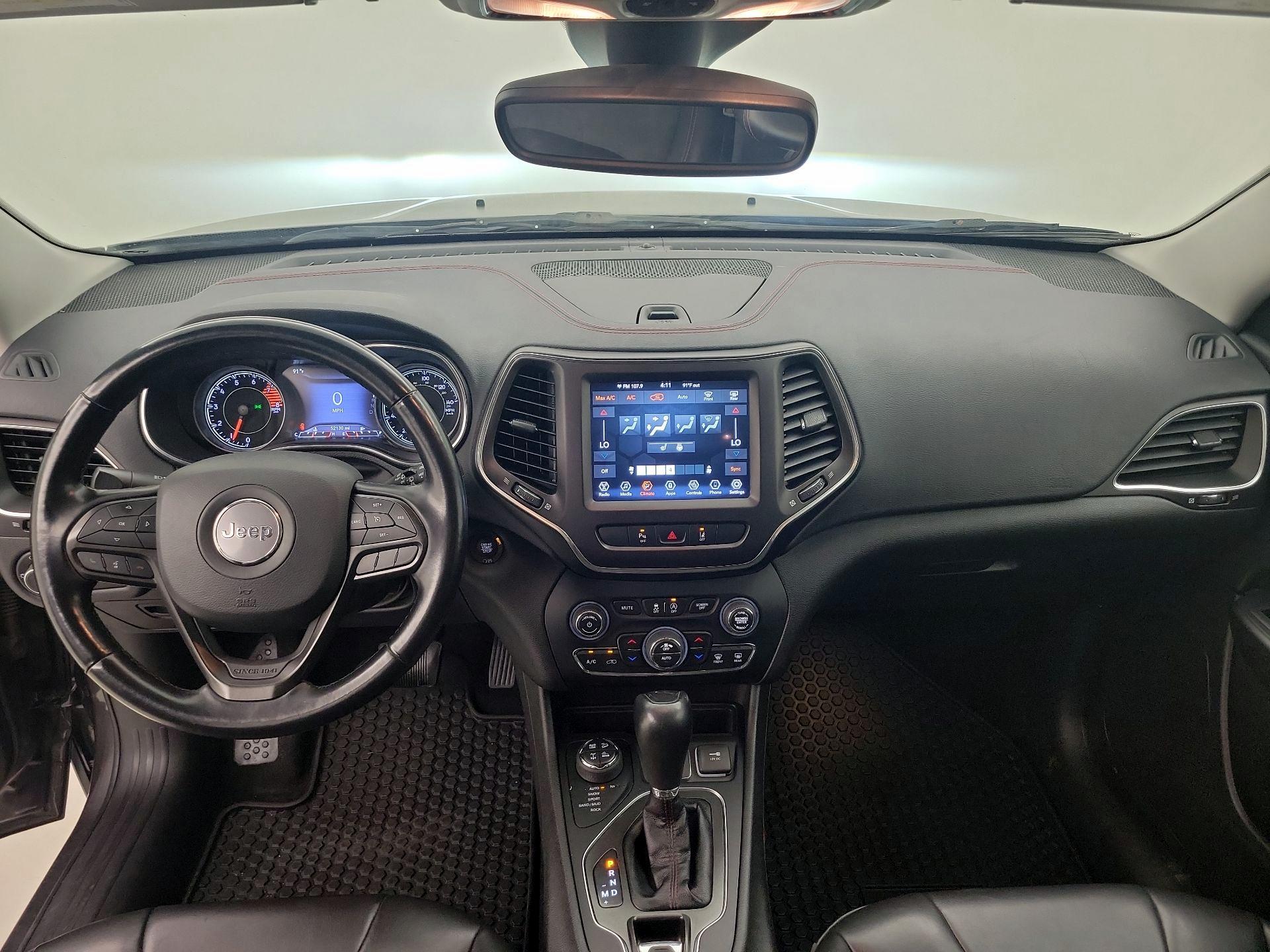 Thumbnail: 2021 Jeep Cherokee - 9
