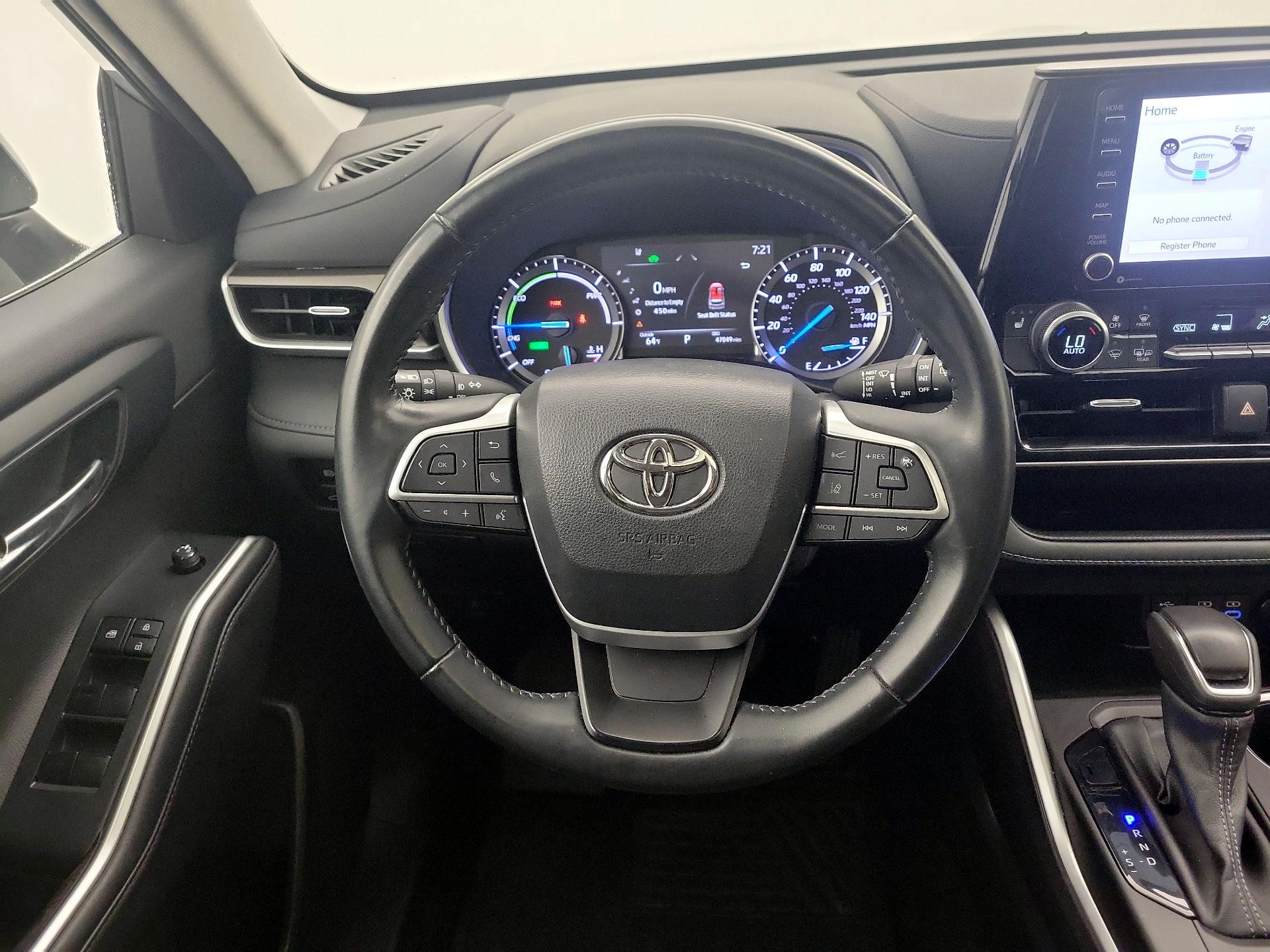 Thumbnail: 2022 Toyota Highlander - 10