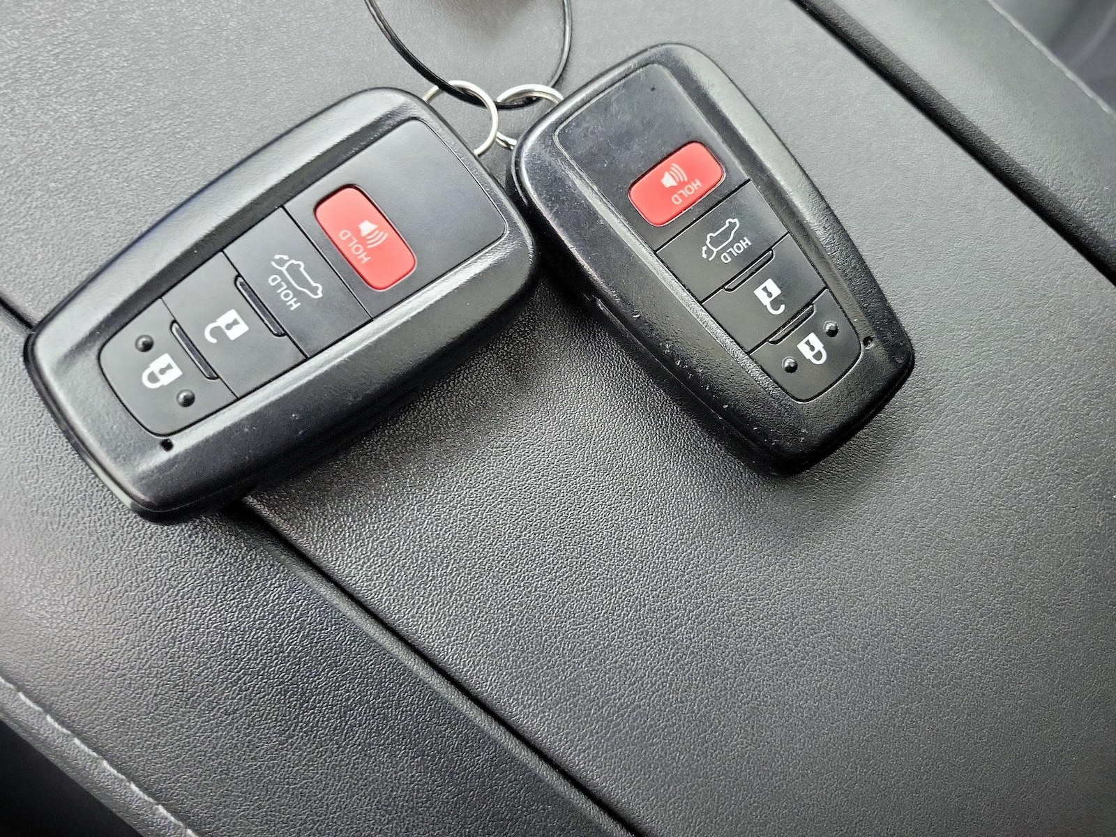2022 Toyota Highlander XLE - Photo 17