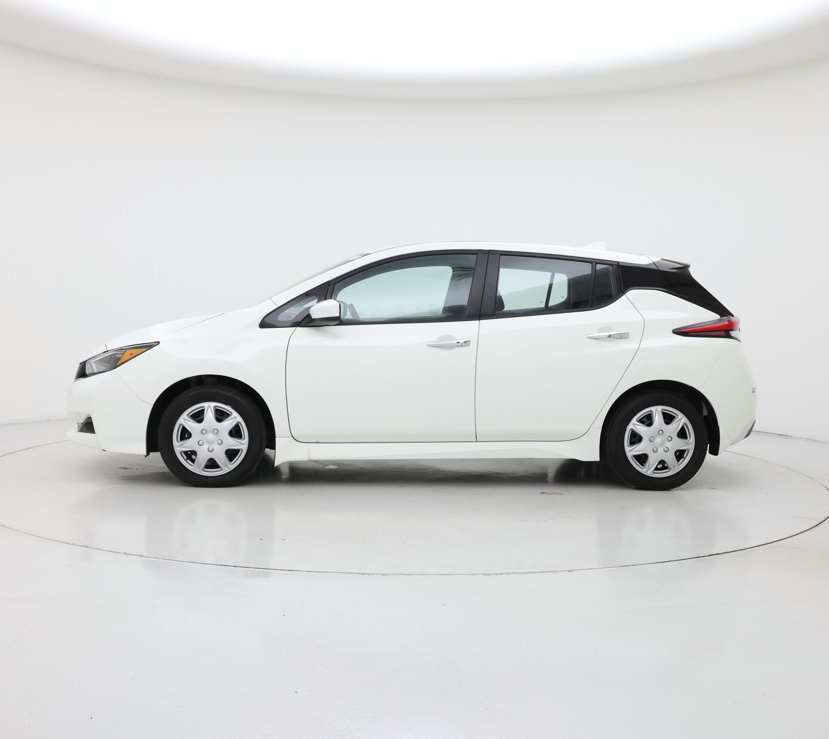 Thumbnail: 2025 Nissan Leaf - 3