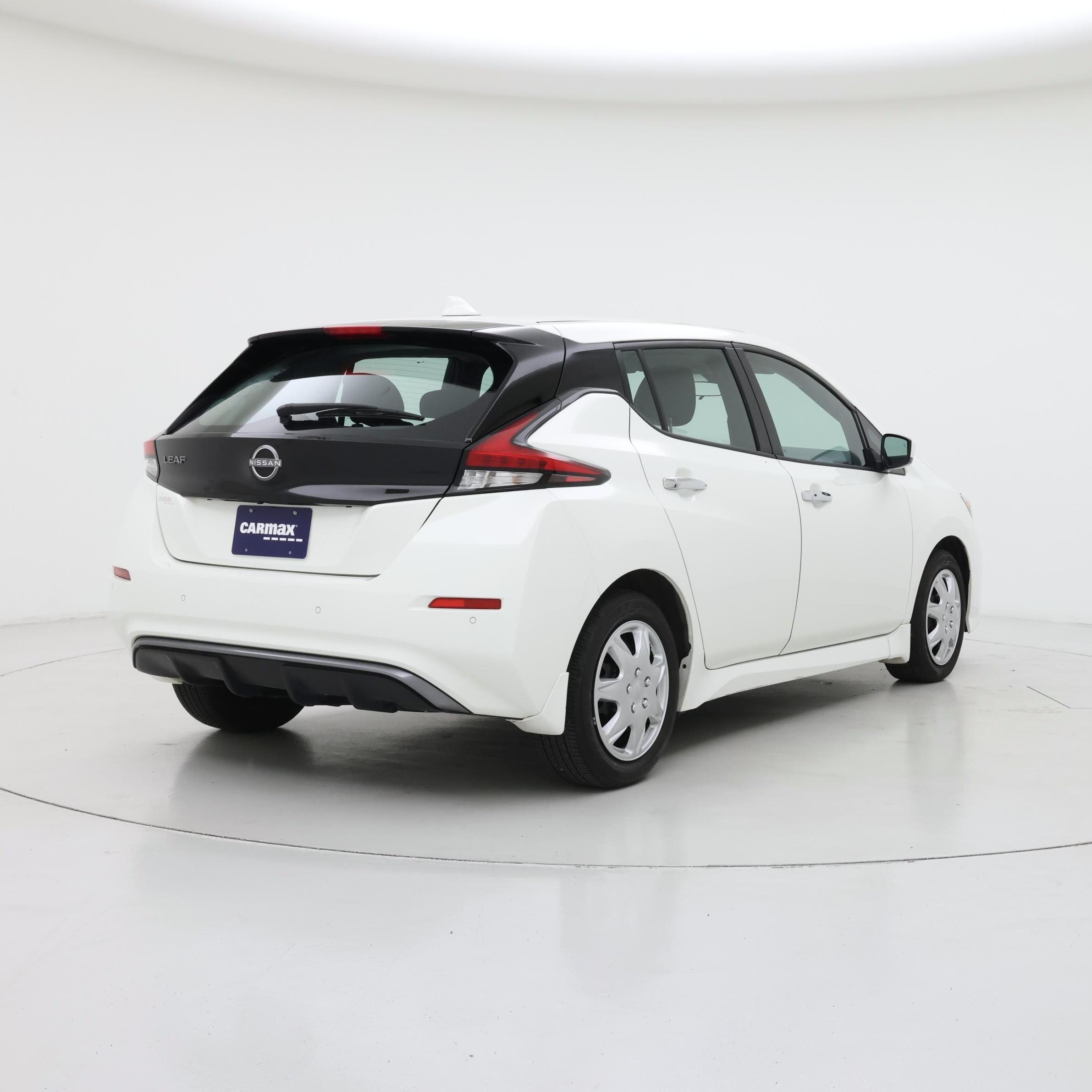 Thumbnail: 2025 Nissan Leaf - 8