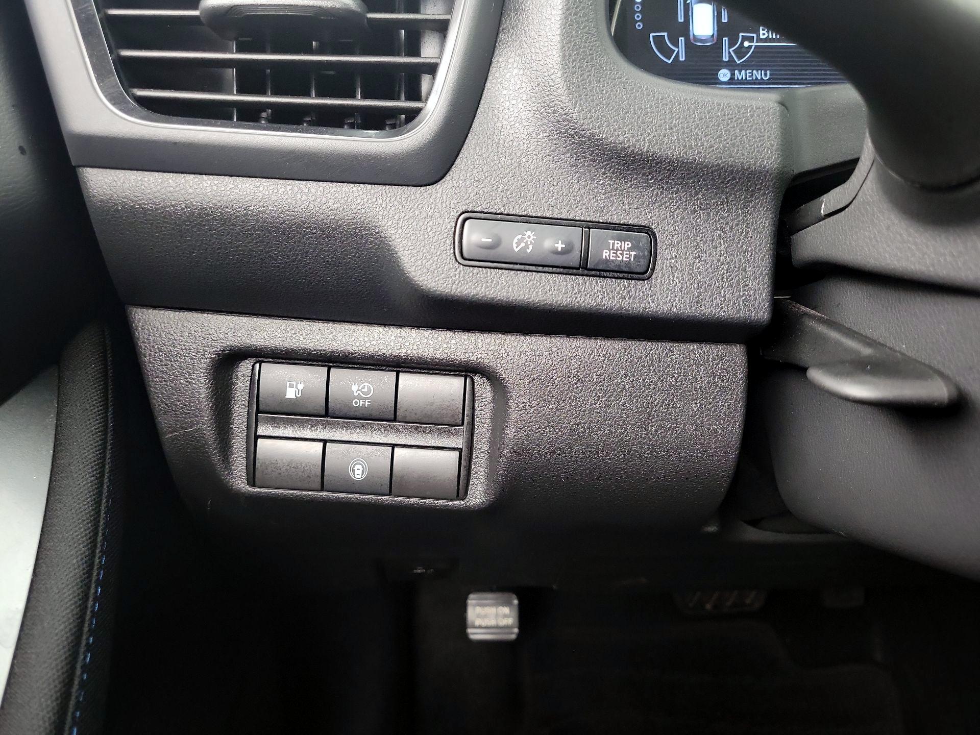 Thumbnail: 2024 Nissan Leaf - 13