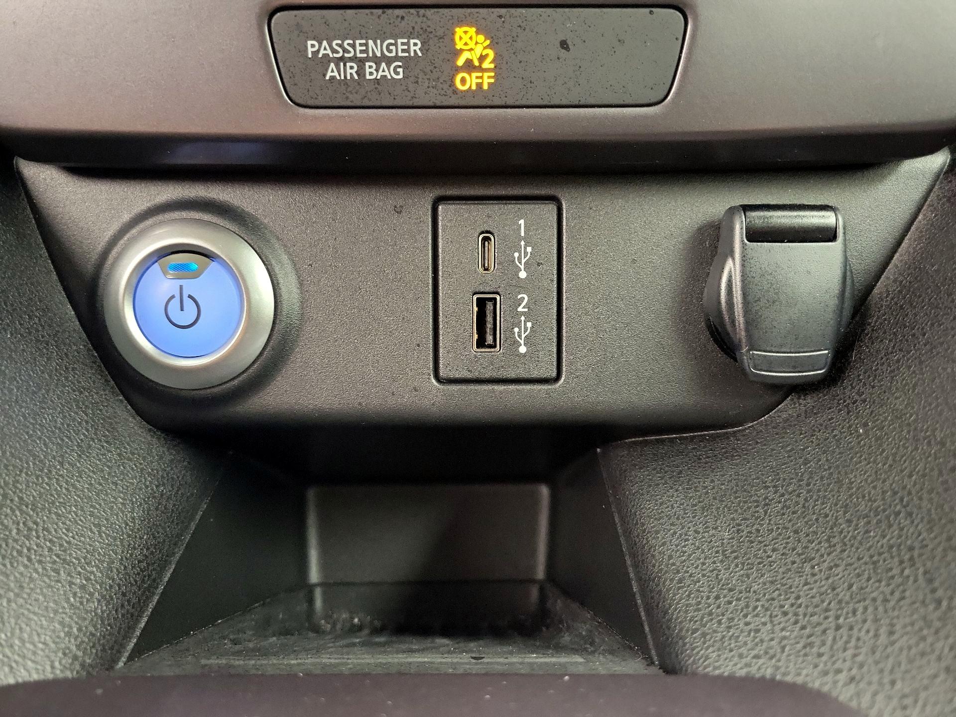 Thumbnail: 2024 Nissan Leaf - 18