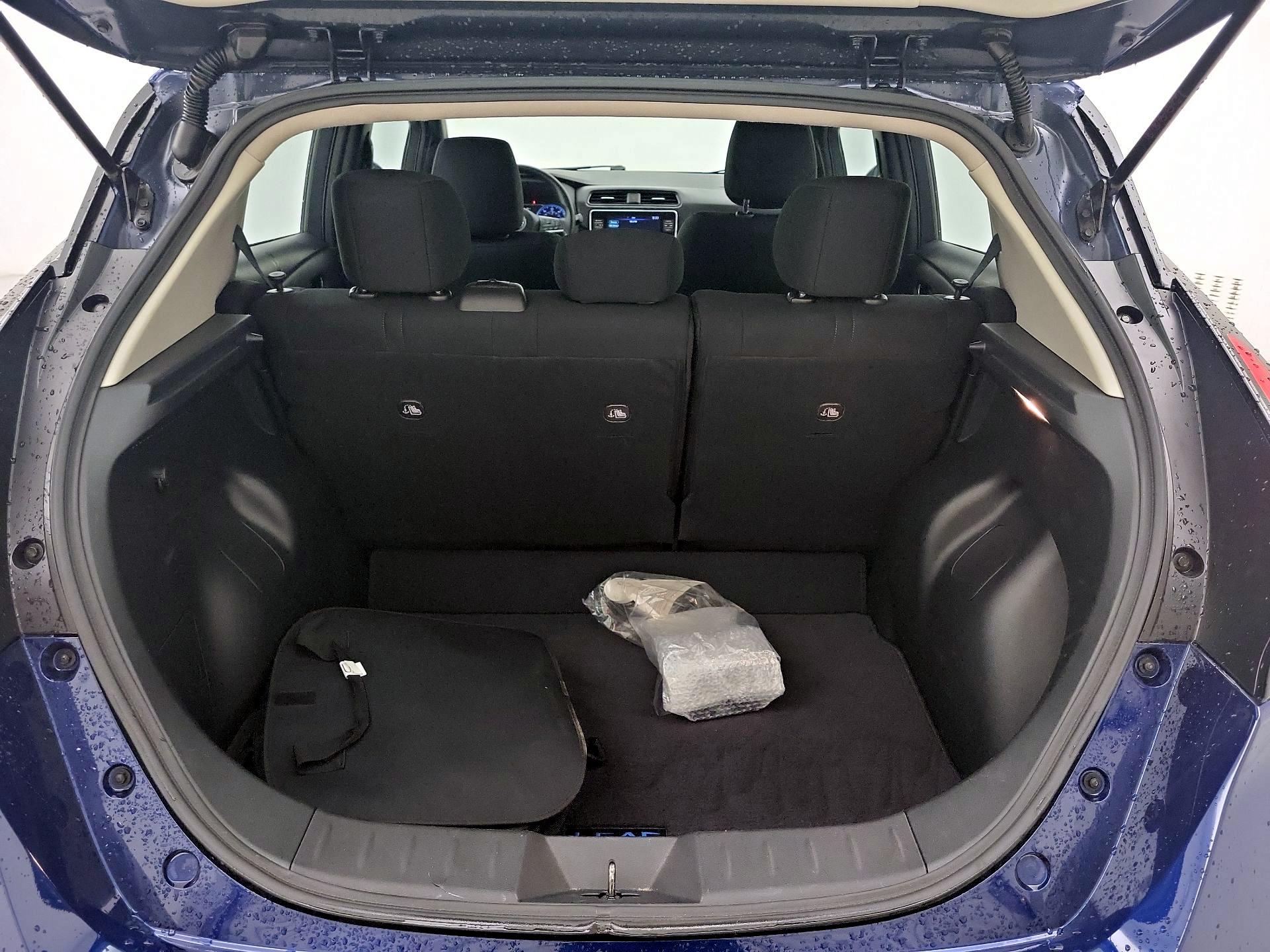 Thumbnail: 2024 Nissan Leaf - 20
