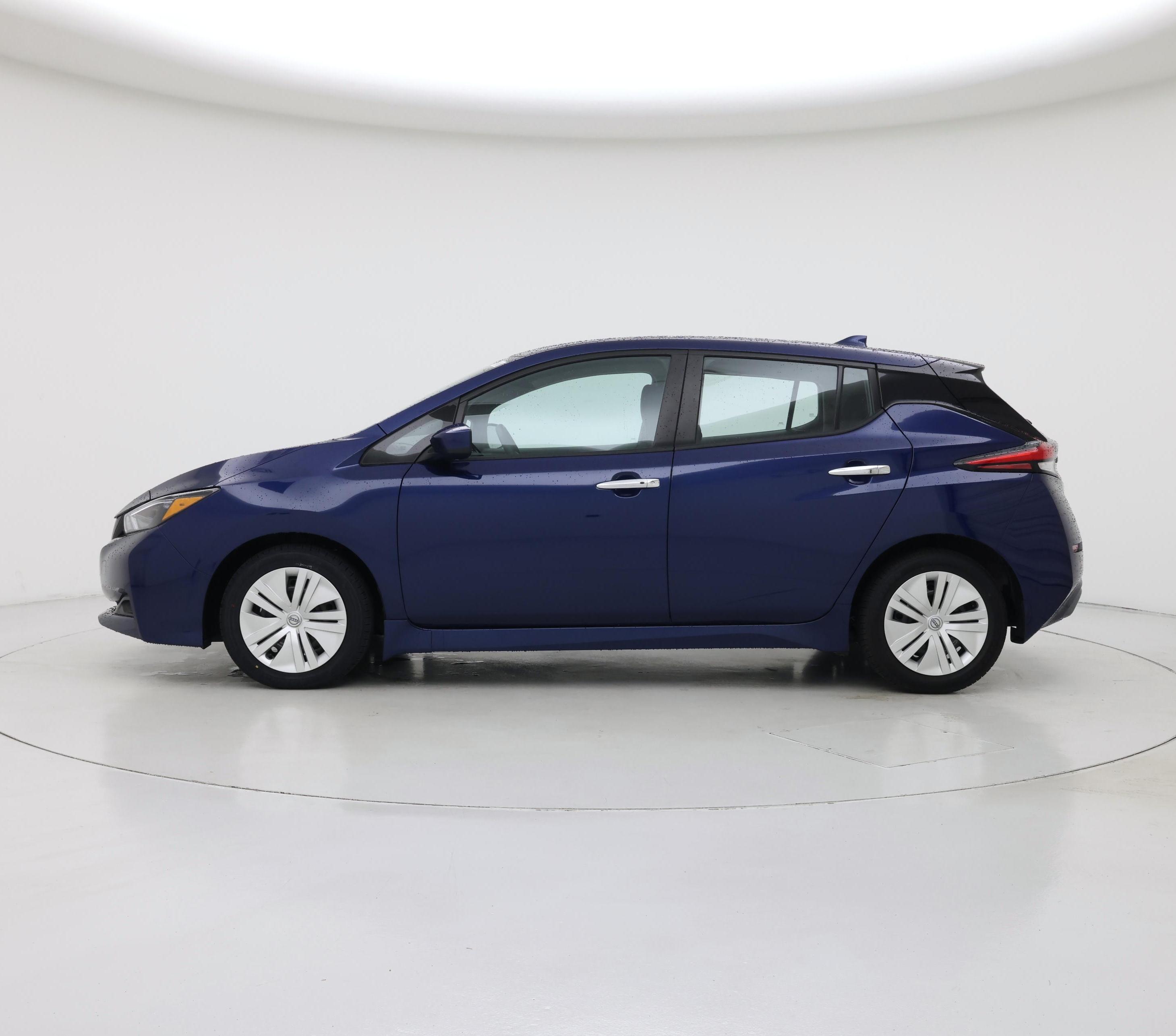 Thumbnail: 2024 Nissan Leaf - 3