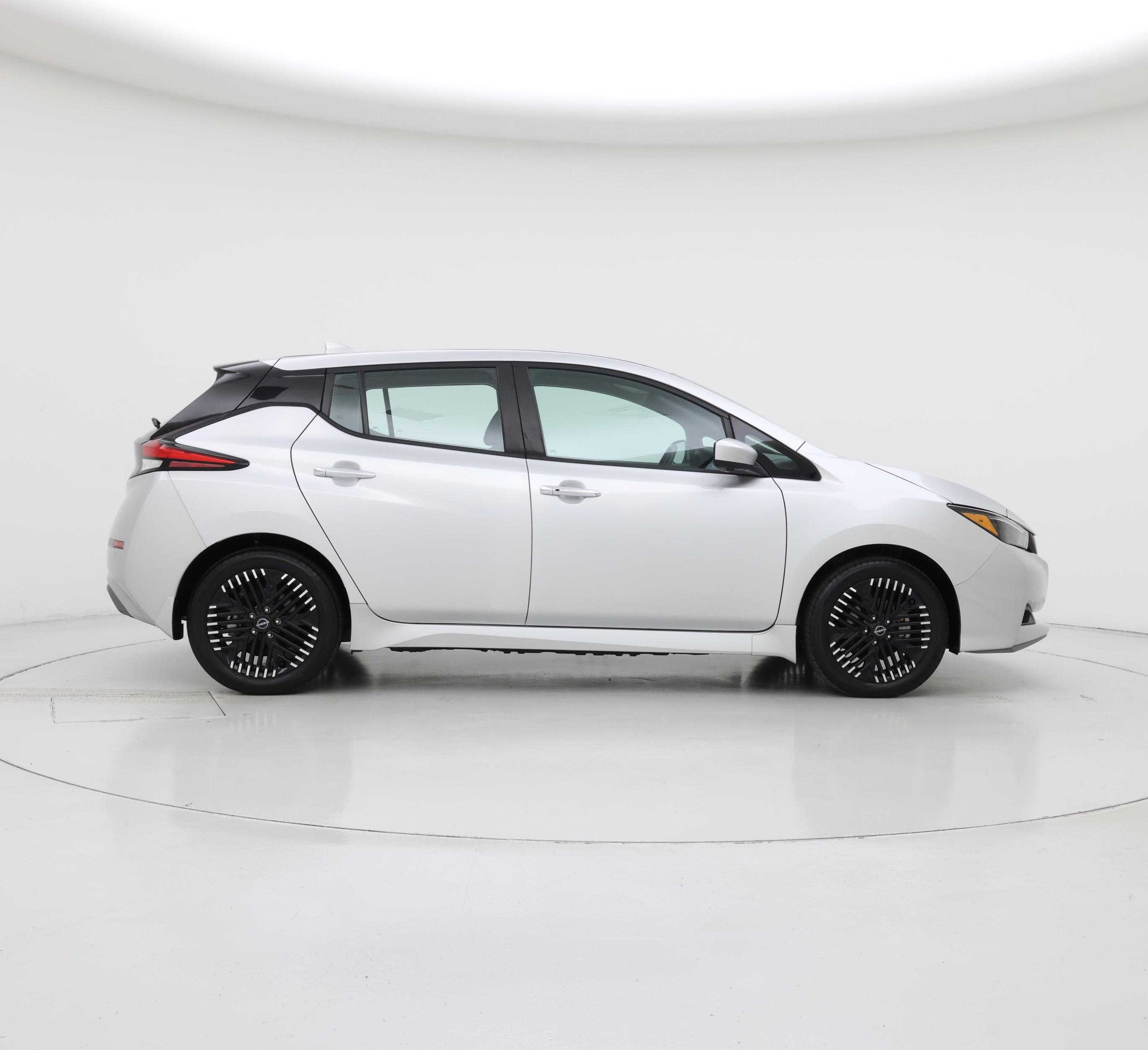 Thumbnail: 2024 Nissan Leaf - 7