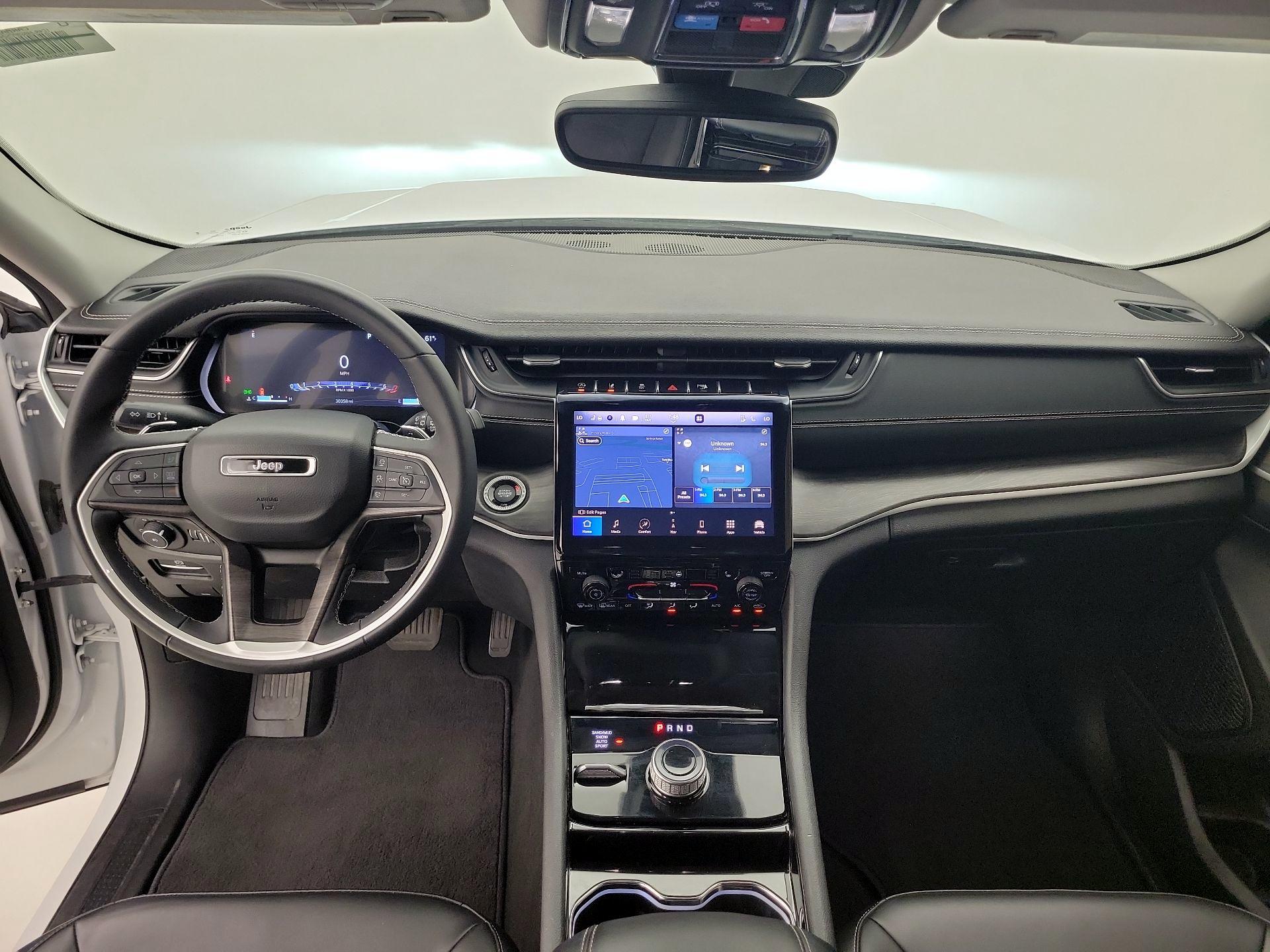Thumbnail: 2023 Jeep Grand Cherokee - 9