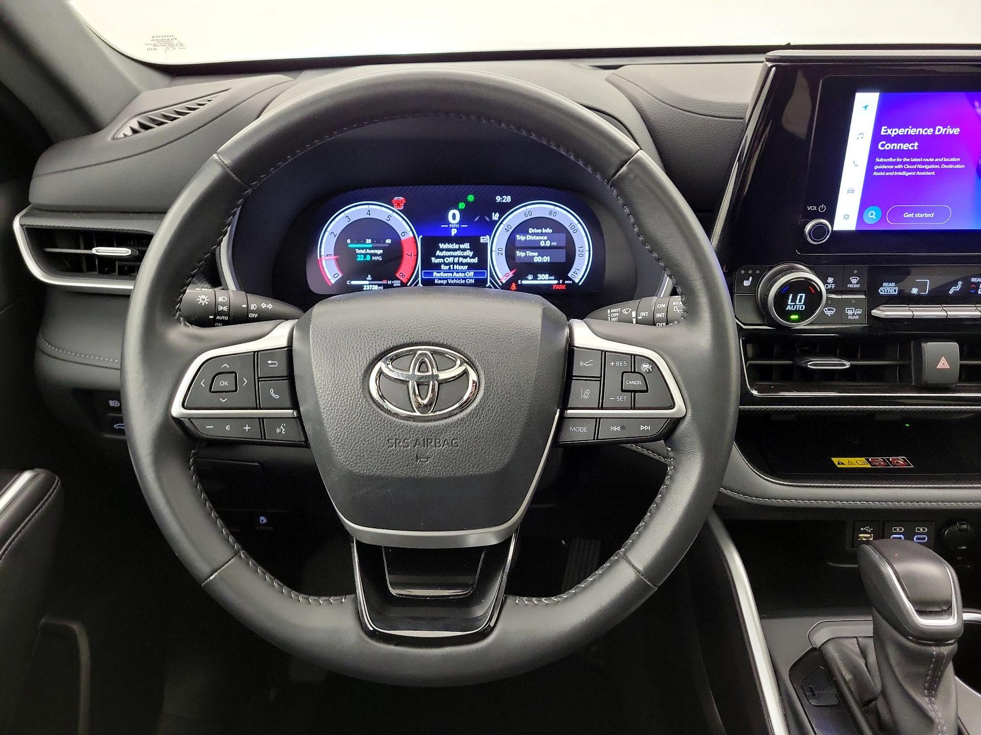 Thumbnail: 2025 Toyota Highlander - 10