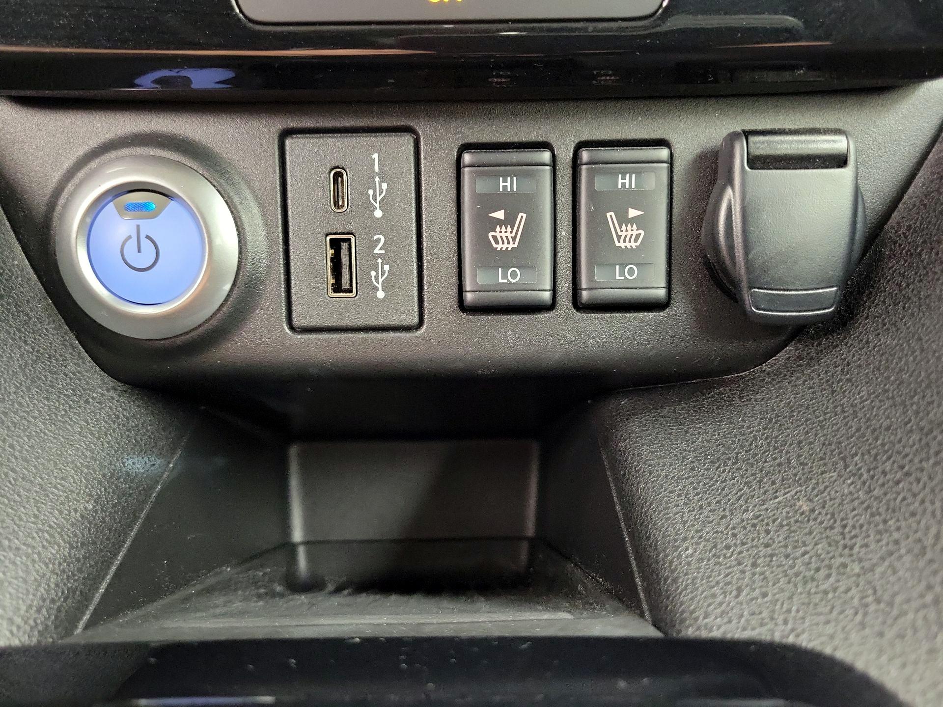 Thumbnail: 2024 Nissan Leaf - 18