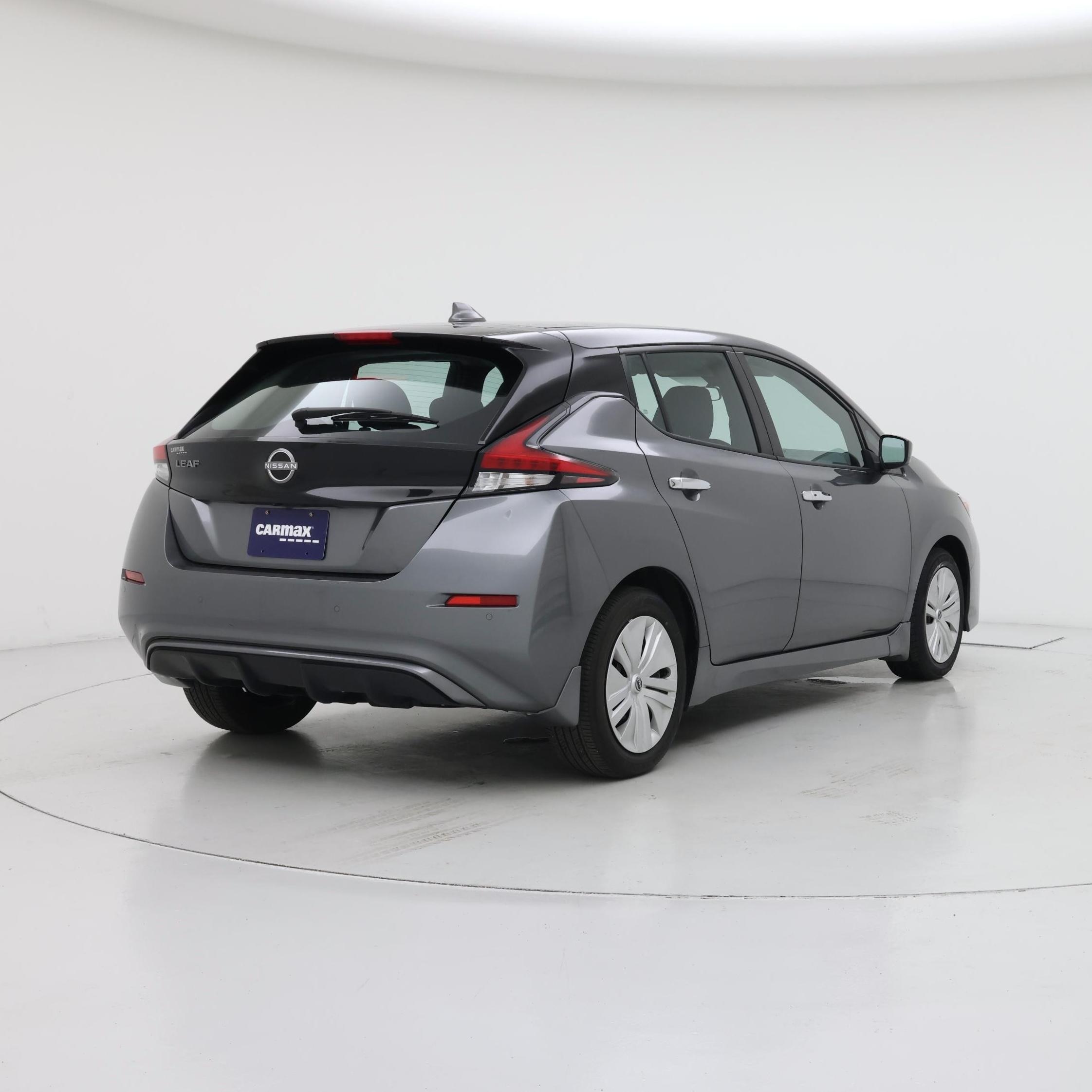 Thumbnail: 2025 Nissan Leaf - 8